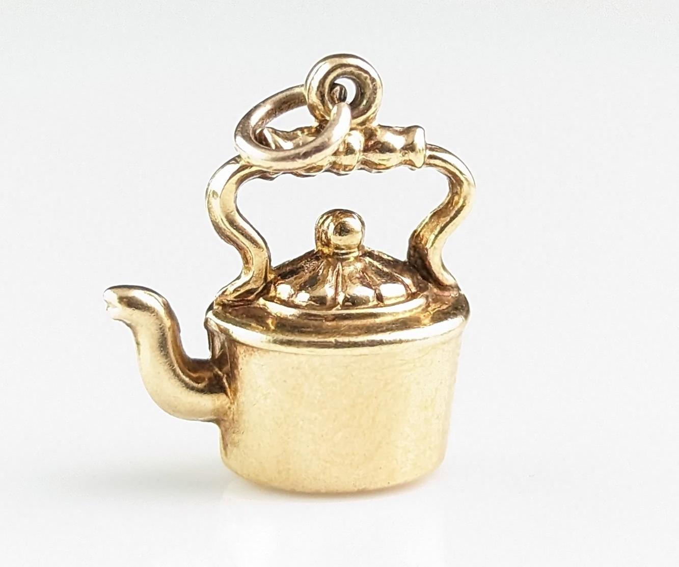 Vintage 9k gold kettle Charm, old Victorian style kettle 3