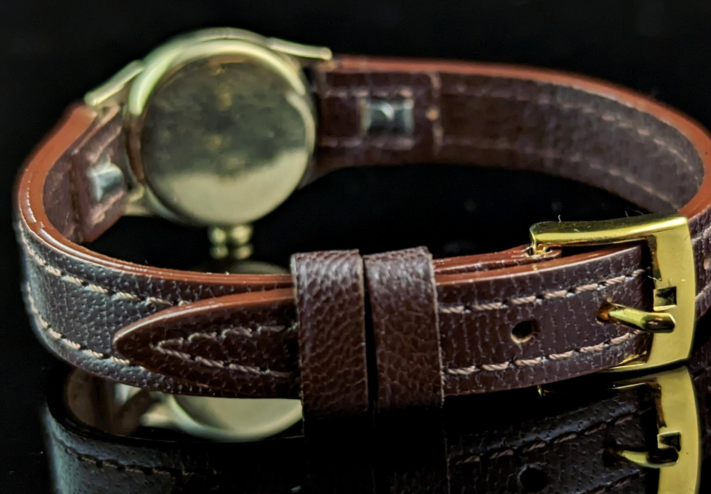Vintage 9k gold Ladies Omega wristwatch, boxed  8