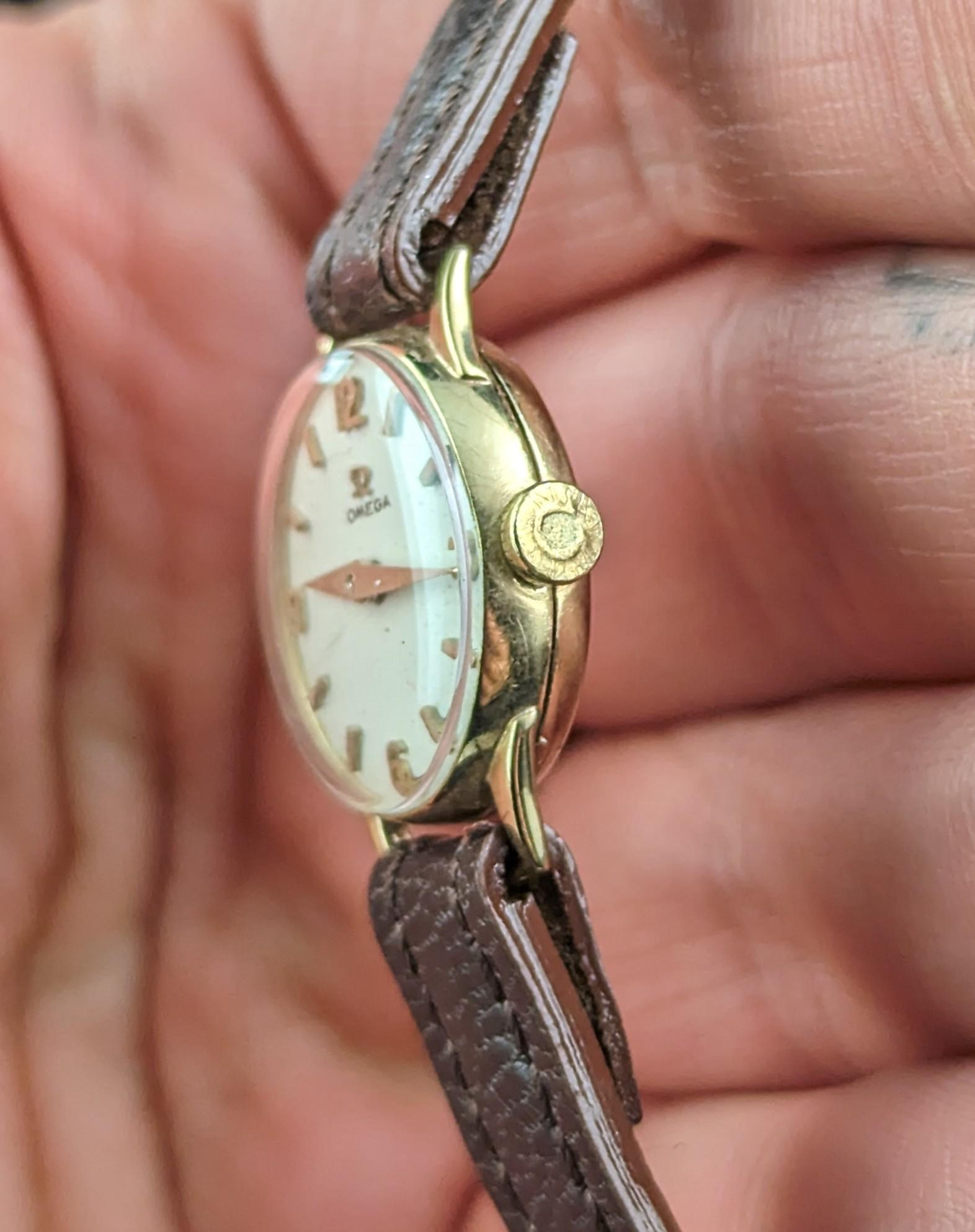 Vintage 9k gold Ladies Omega wristwatch, boxed  9