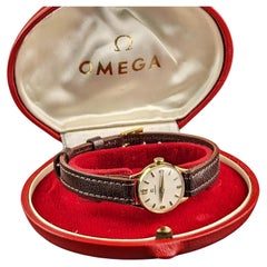 Vintage 9k gold Ladies Omega wristwatch, boxed 