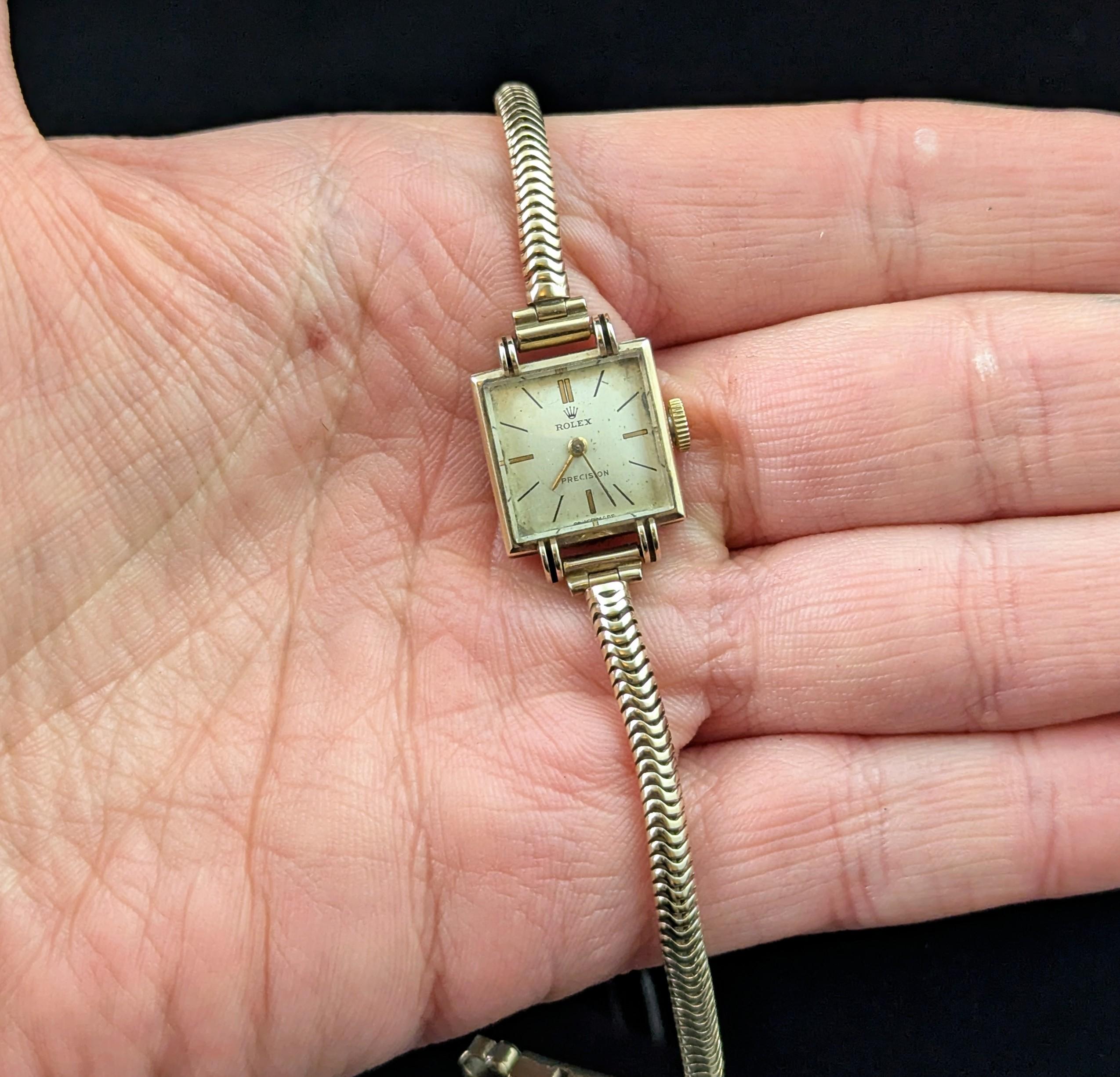 Round Cut Vintage 9k gold Ladies Rolex precision wristwatch, snake link bracelet strap