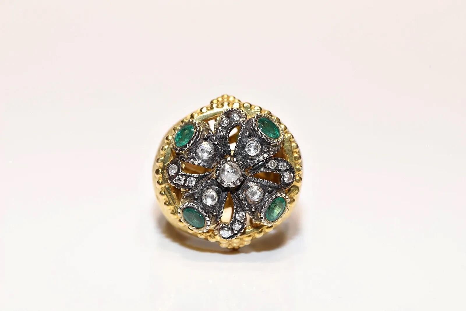 Vintage Circa 1990s Handcrafted 9k Gold Natural Diamond And Emerald Tank Ring For Sale 4