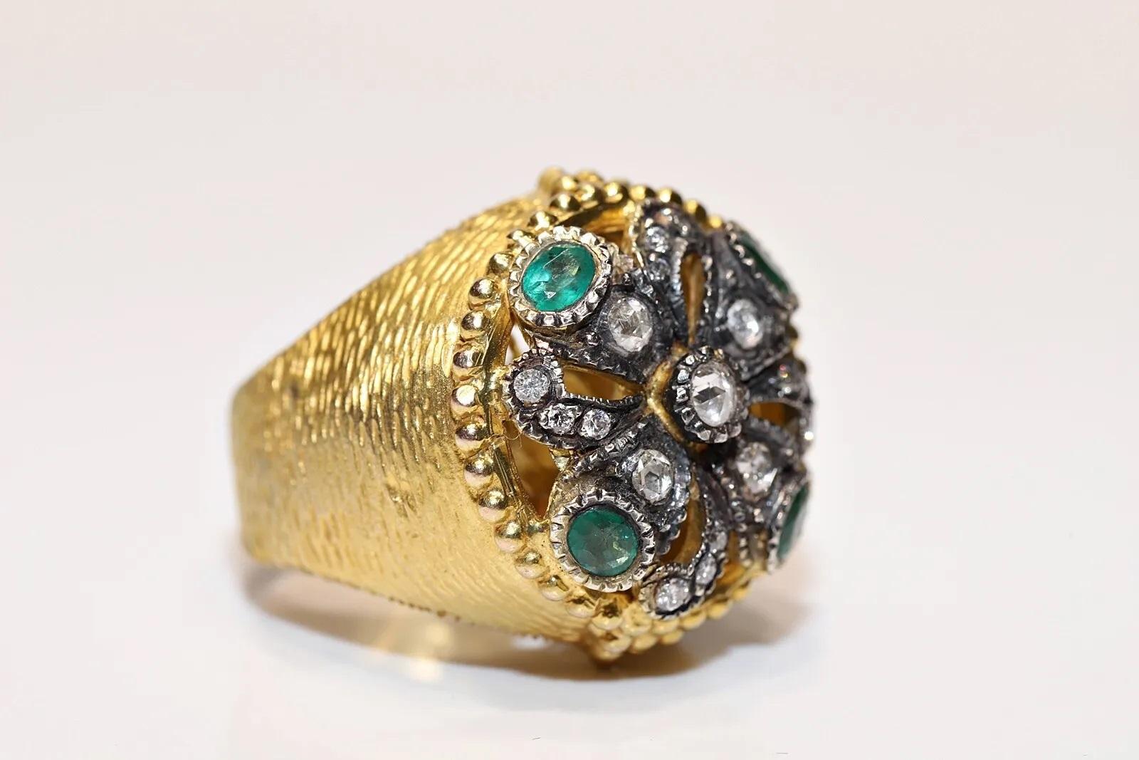 Retro Vintage 9k Gold Natural Rose Cut Diamond And Emerald Strong  Ring For Sale