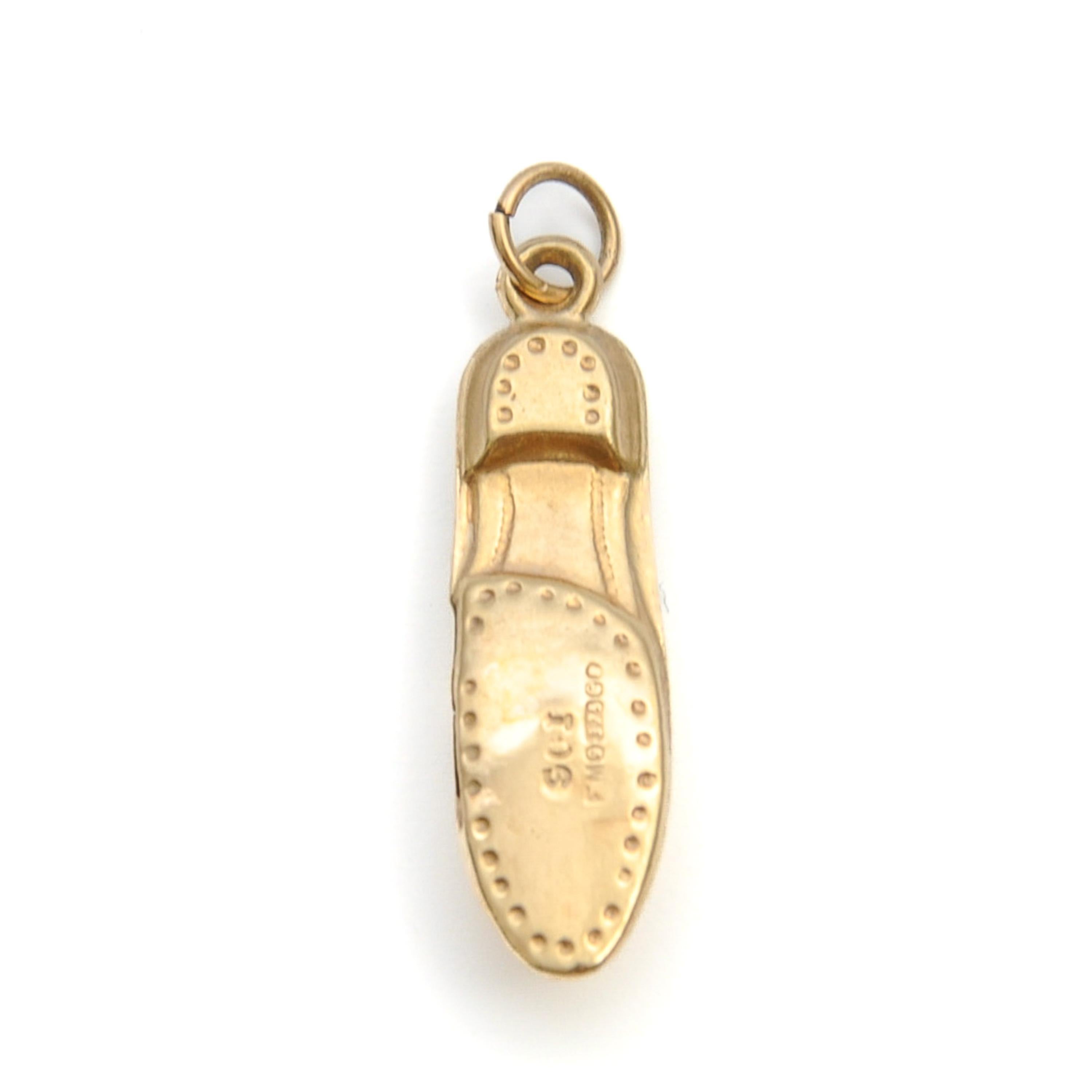 Women's or Men's Vintage 9K Gold Oxford Shoe Charm Pendant For Sale
