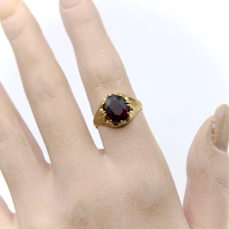 Oval Cut Vintage 9K Gold Rhodolite Garnet Ring with Belcher Setting For Sale