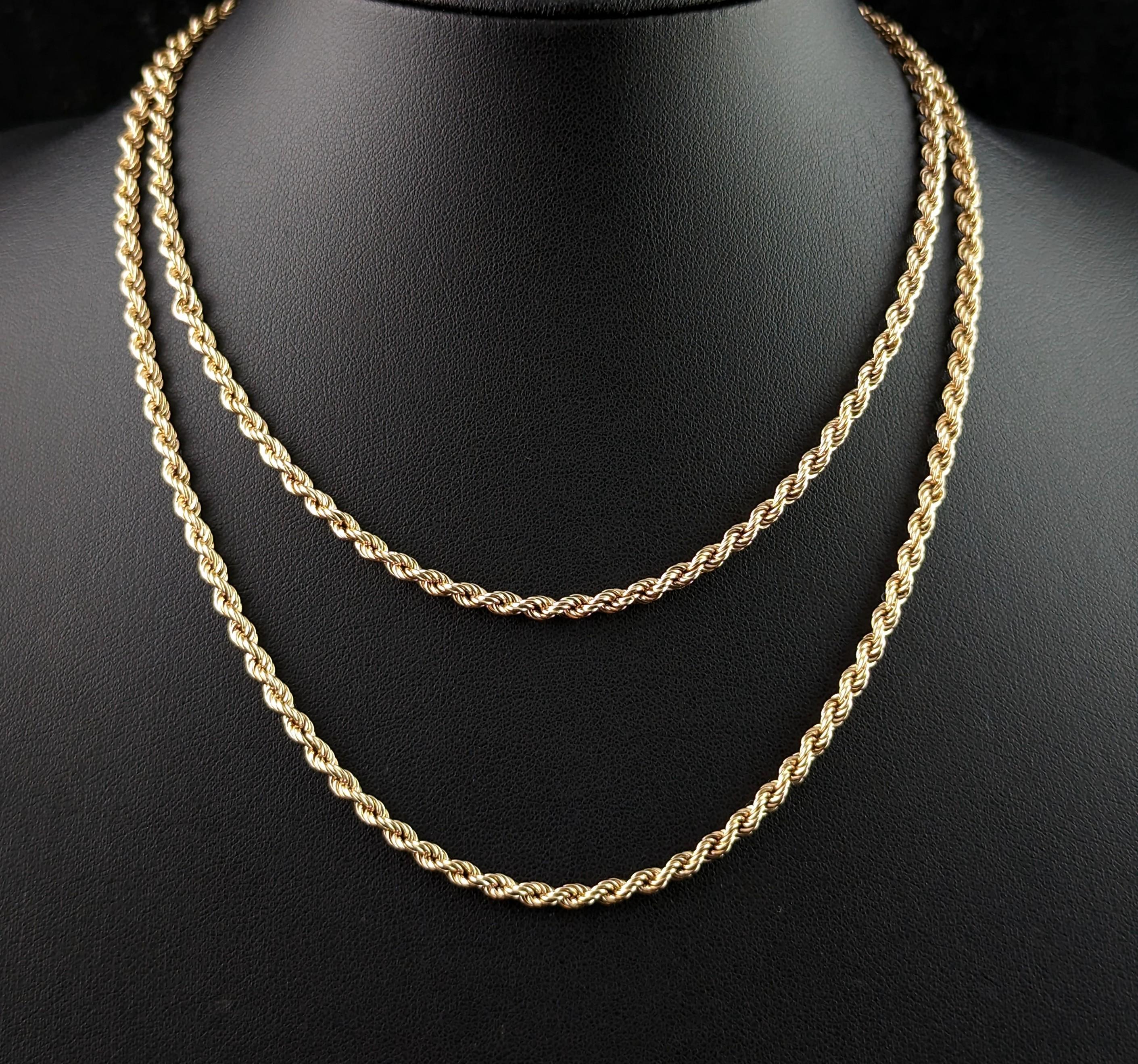 A vintage gold chain is such a great staple for all jewellery collections, this gorgeous vintage, 80s era 9kt yellow gold fancy link Chain necklace is a great choice.

Rope links in a rich 9kt yellow gold in a nice long wearable length.

This