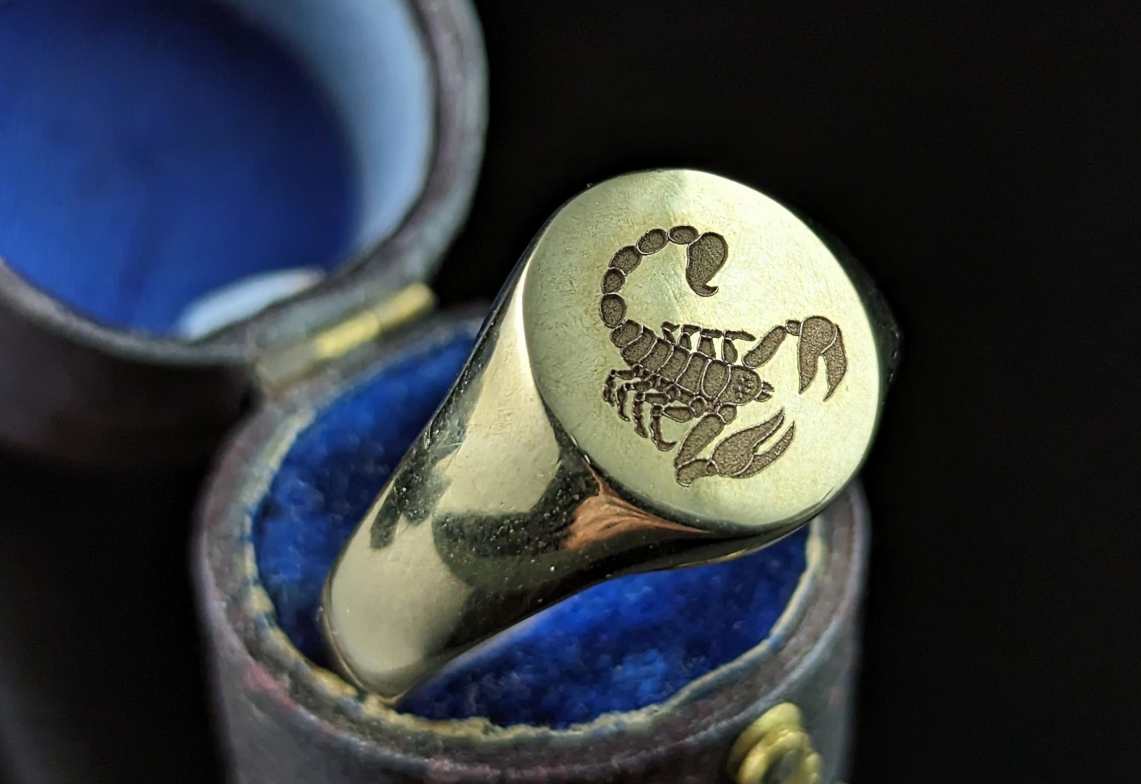 Modern Vintage 9k gold signet ring, Scorpion, heavy  For Sale