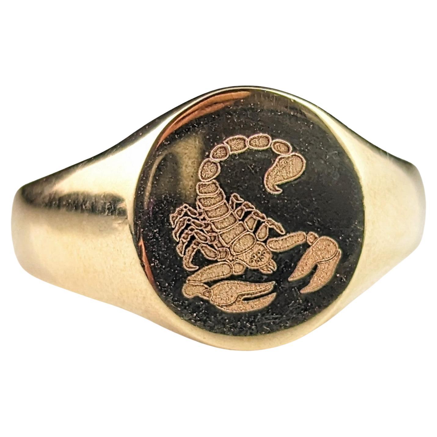 Vintage 9k gold signet ring, Scorpion, heavy  For Sale