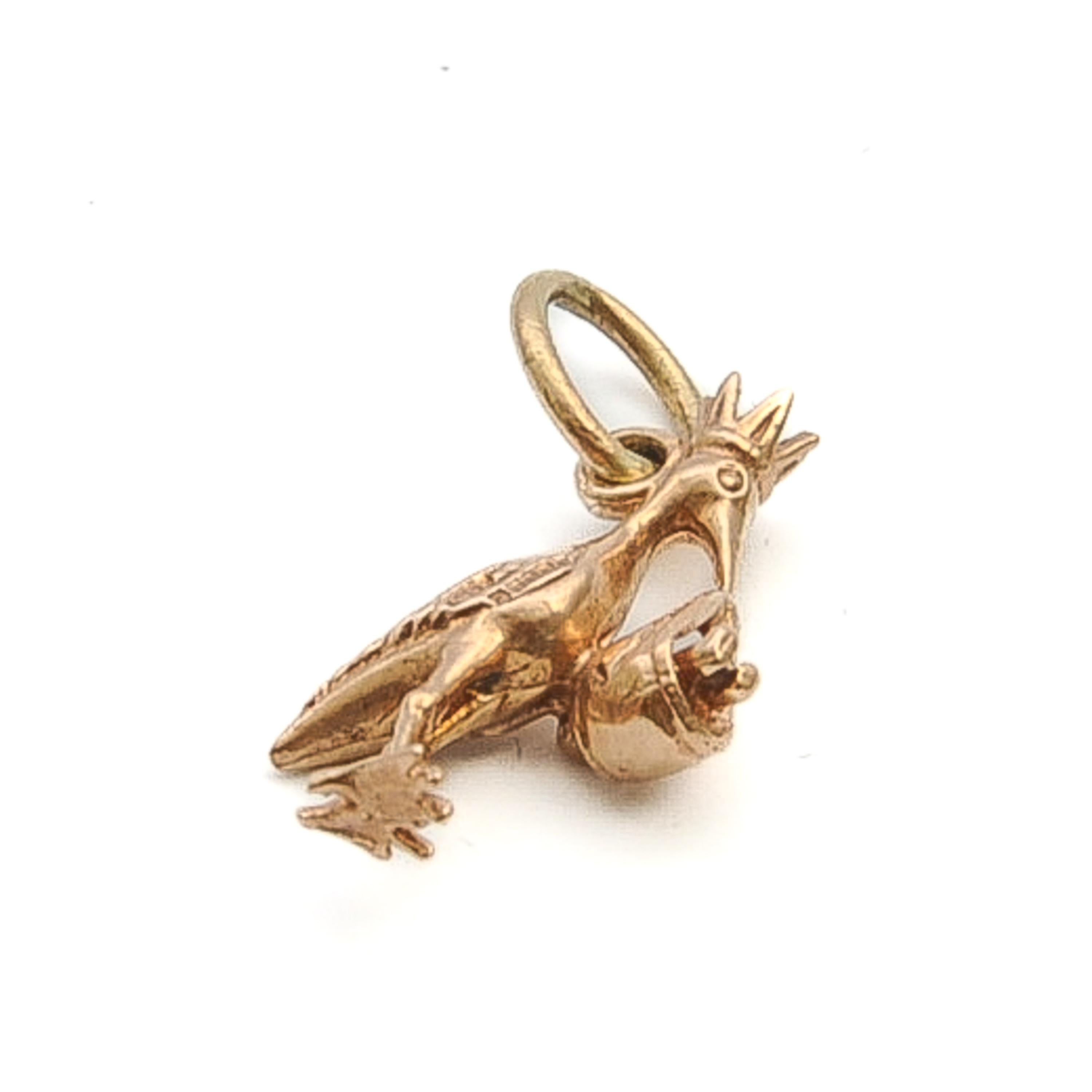 Vintage 9K Rose Gold Bird Stork with Baby Charm Pendant For Sale 3