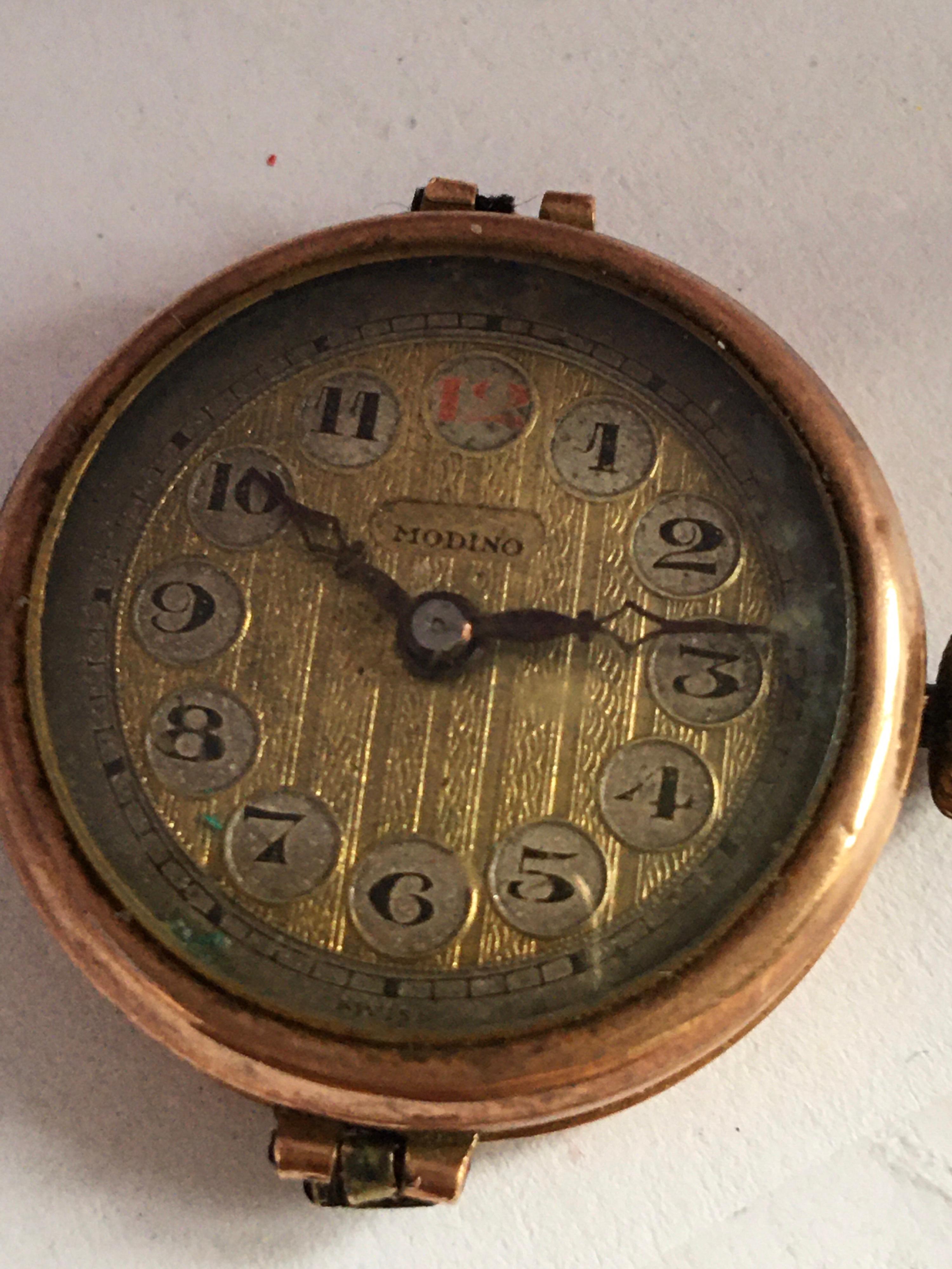 Vintage 9 Karat Gold Swiss Mechanical Ladies Trench Watch 'No Strap' For Sale 10