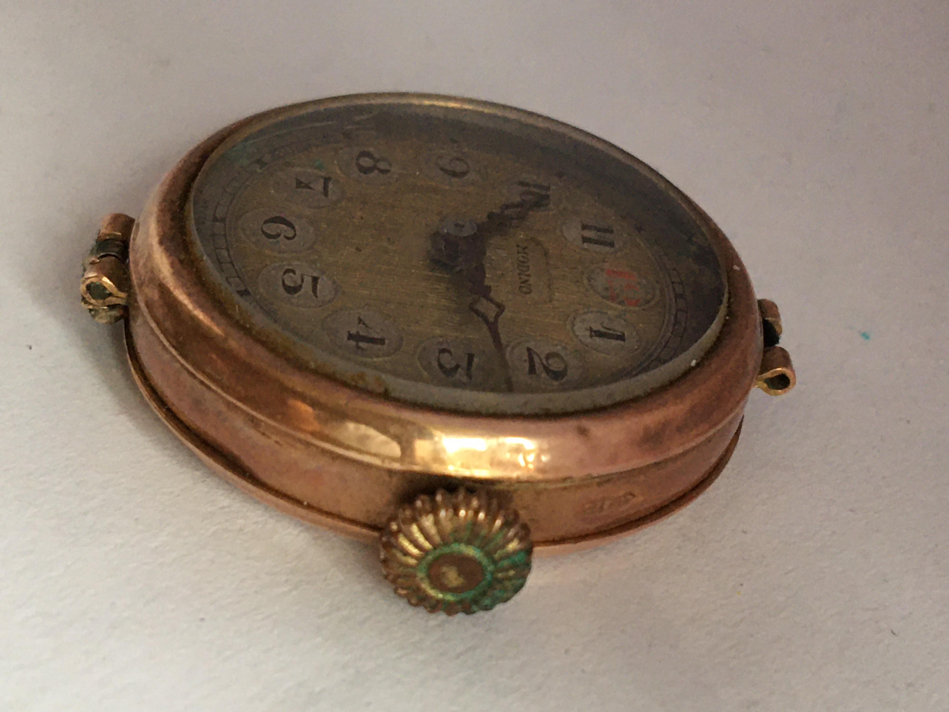 This beautiful 21.5mm diameter hand winding ladies watch is in good working condition and it is ticking well. Visible signs of ageing and wear with light marks on the glass and on the gold watch case. Tiny dents on the watch case as shown. The strap