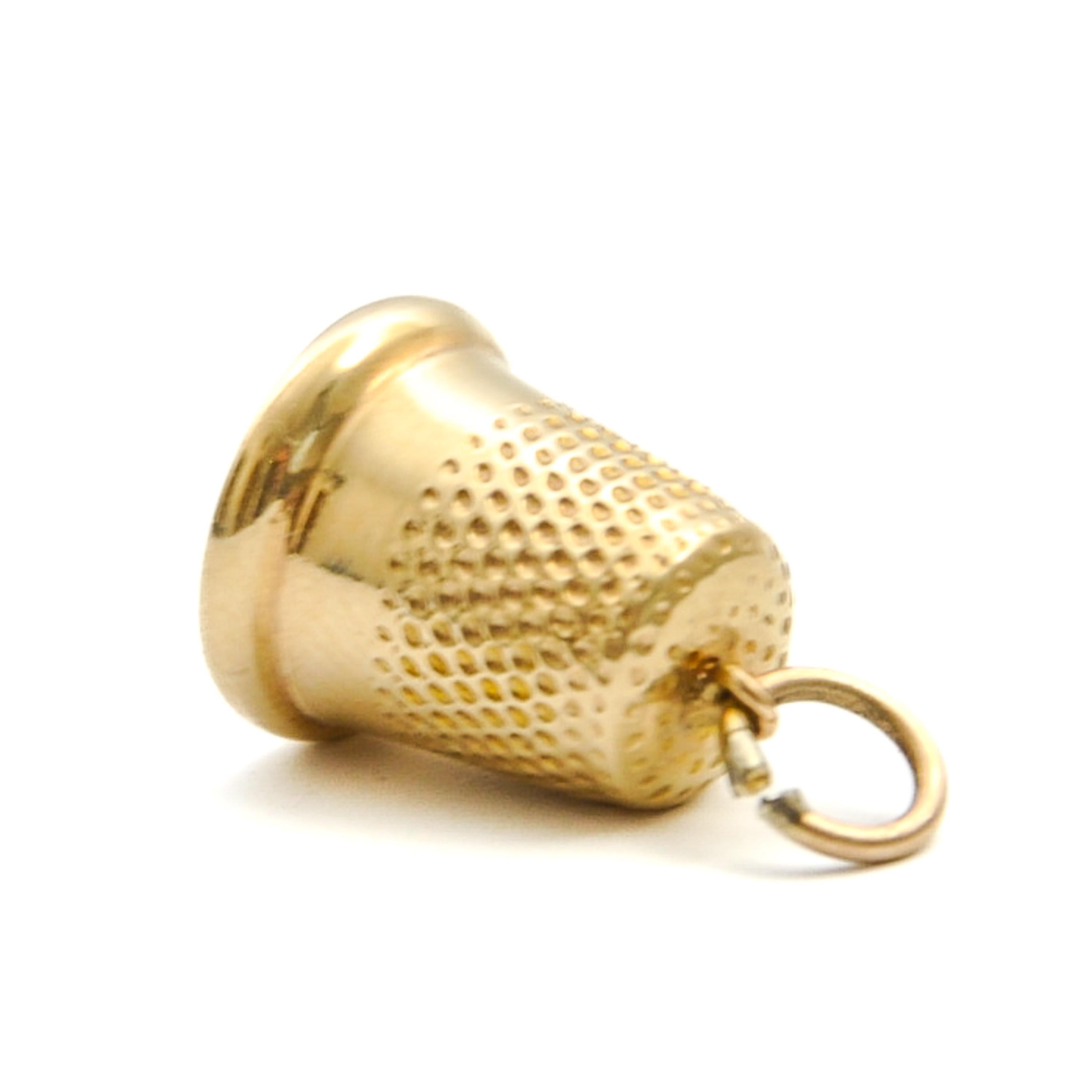 Vintage 9K Gold Thimble Charm Pendant For Sale 2