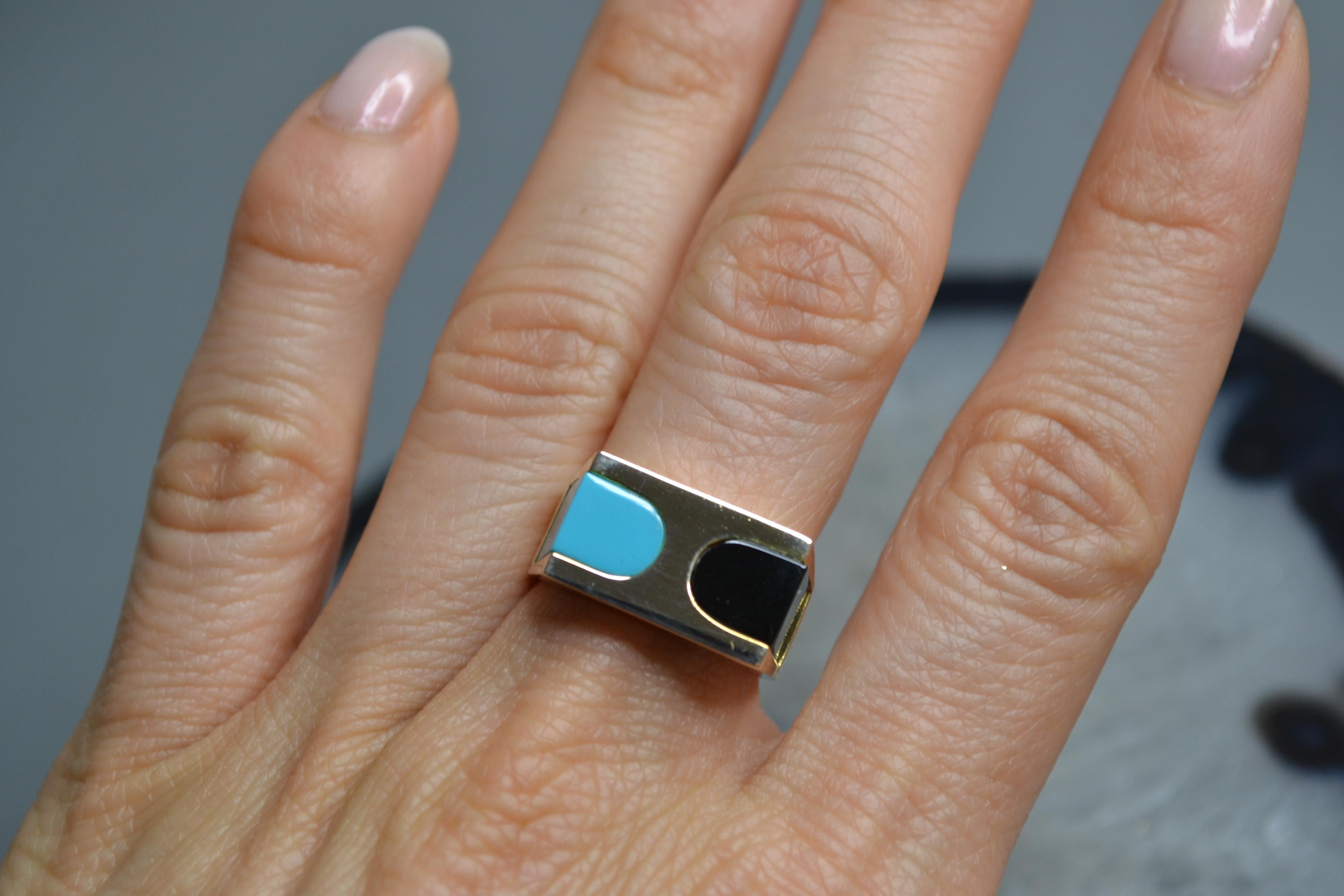 Women's or Men's Vintage 9k Gold & Turquoise Ring One-of-a-Kind