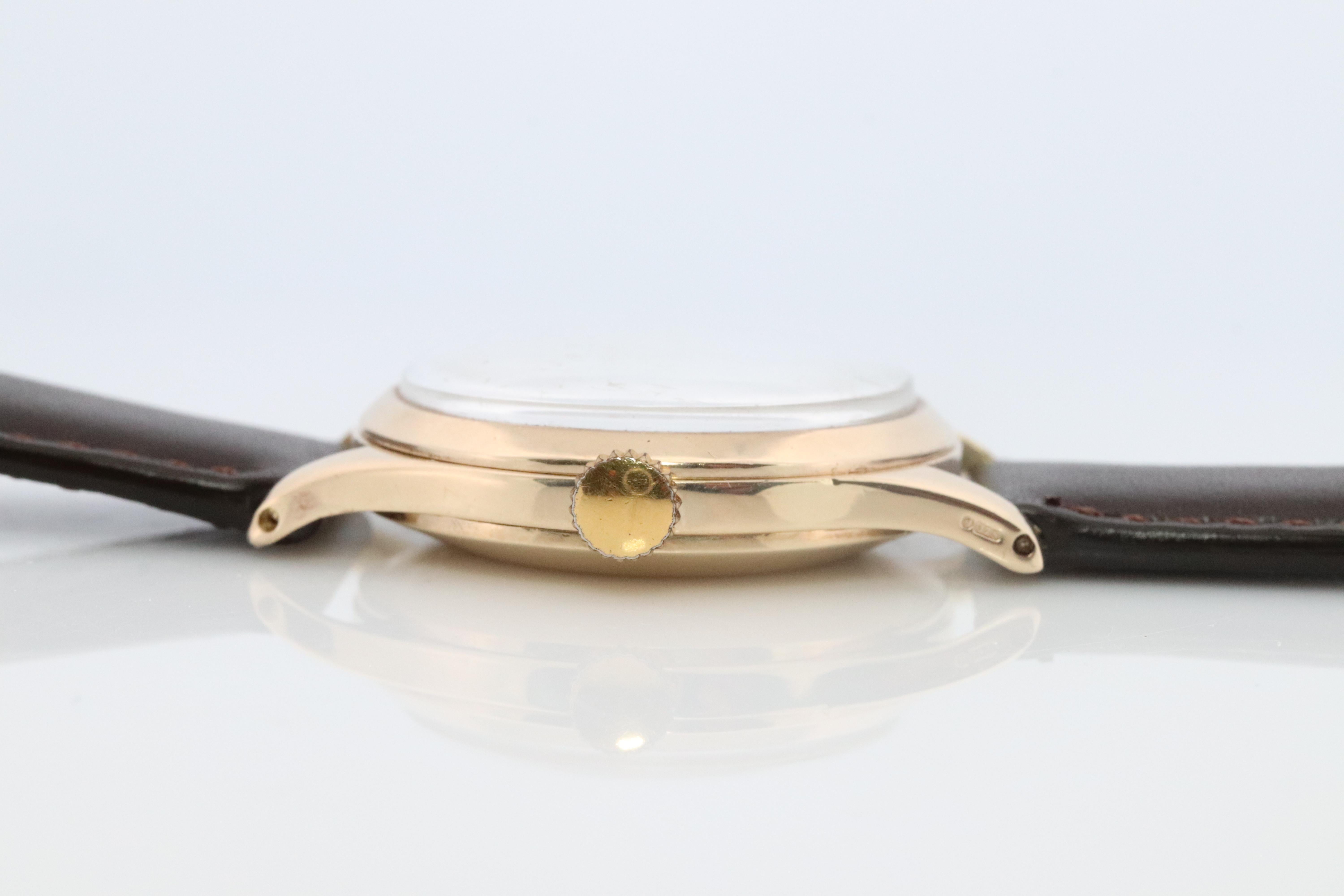 Vintage 9k ROLEX Watch. Rolex 9k YG 12324 Dress Watch 1940s en vente 4