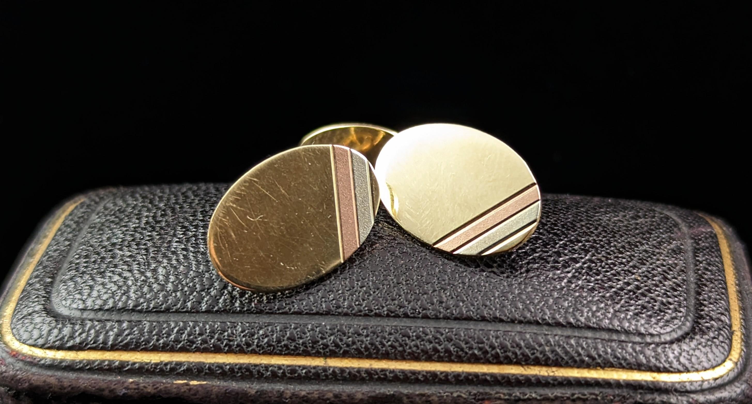 Vintage 9k tricolor gold cufflinks, boxed  In Good Condition For Sale In NEWARK, GB