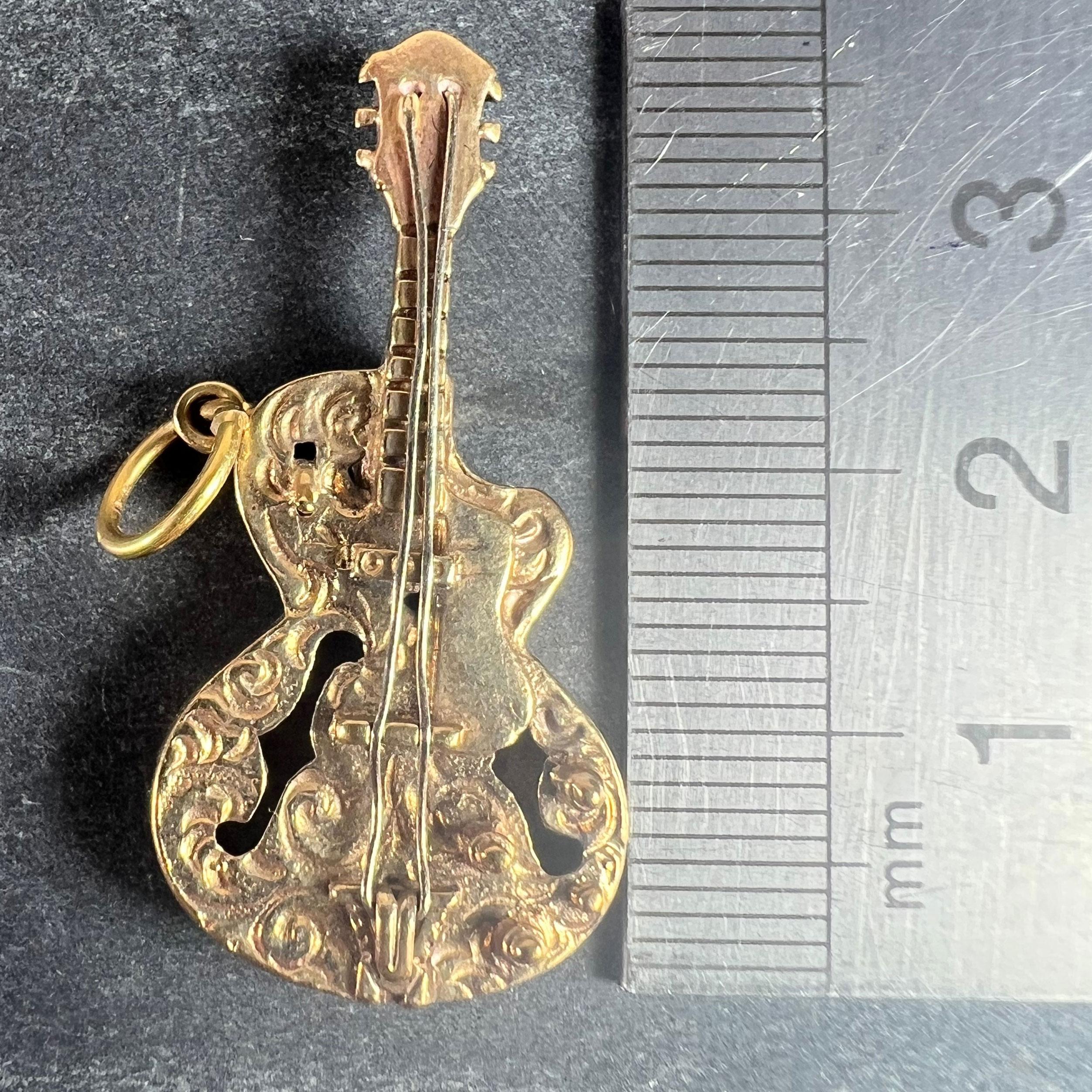 Pendentif vintage en or jaune 9K avec breloque guitare électrique en vente 5