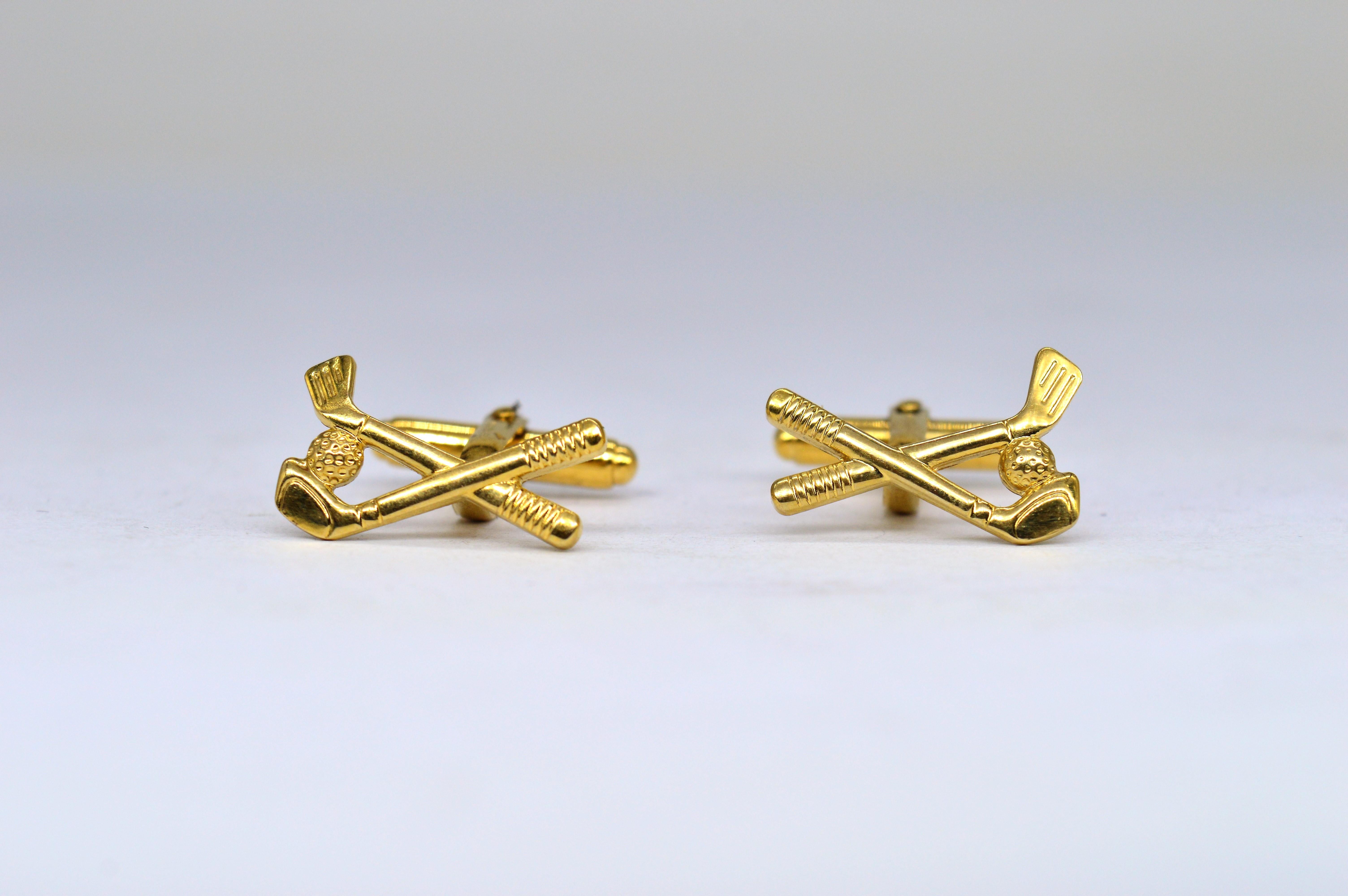 A set of 9ct gold cufflinks with a crossed golf club design

2.87g

We have sold to the set of Hit shows like Peaky Blinders and Outlander as well as to Buckingham Palace so our items are truly fit for royalty.

Through a decade of refinement and