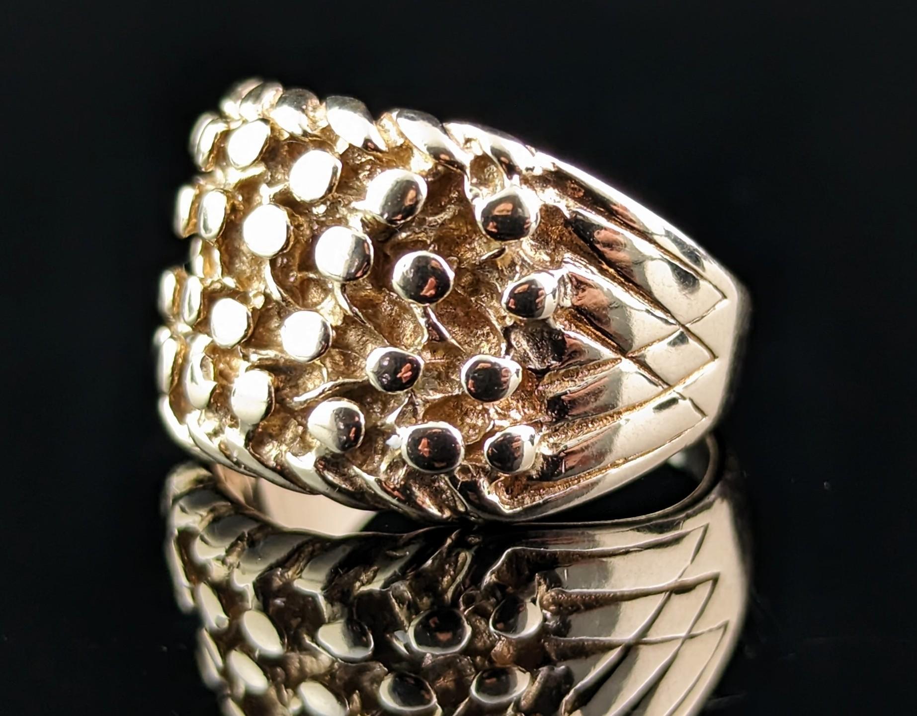 Modern Vintage 9k Yellow Gold Keeper Ring, Chunky For Sale
