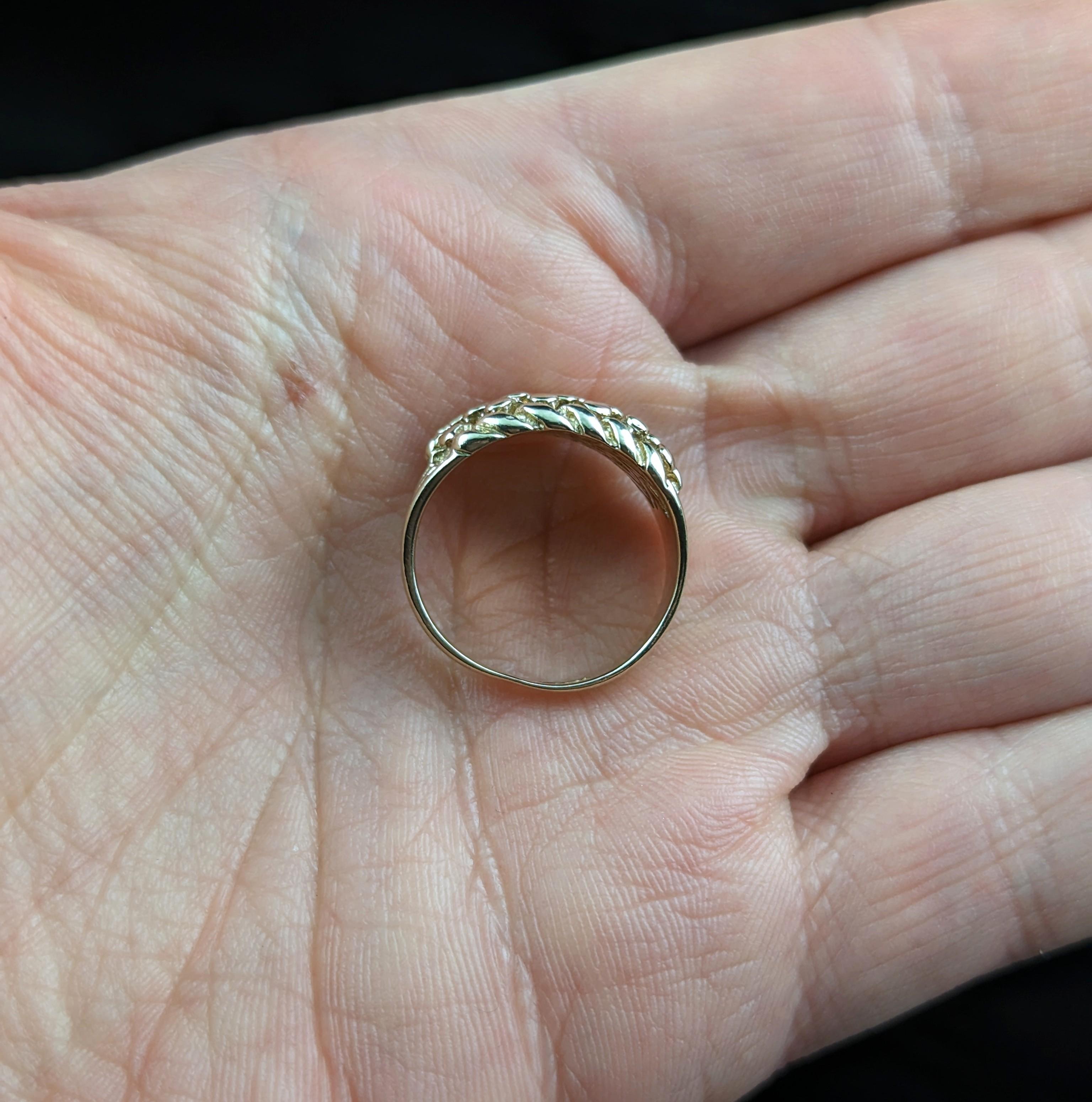 Vintage 9k Yellow Gold Keeper Ring, Chunky For Sale 3