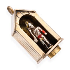 Vintage 9K Yellow Gold Kinetic Royal Guard Sentry Box Charm Pendant