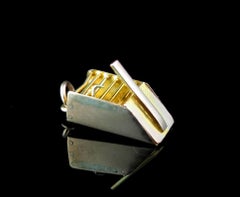 Vintage 9k yellow gold Mousetrap charm, pendant