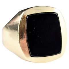 Vintage 9k yellow gold Onyx signet ring, oversized, Chunky