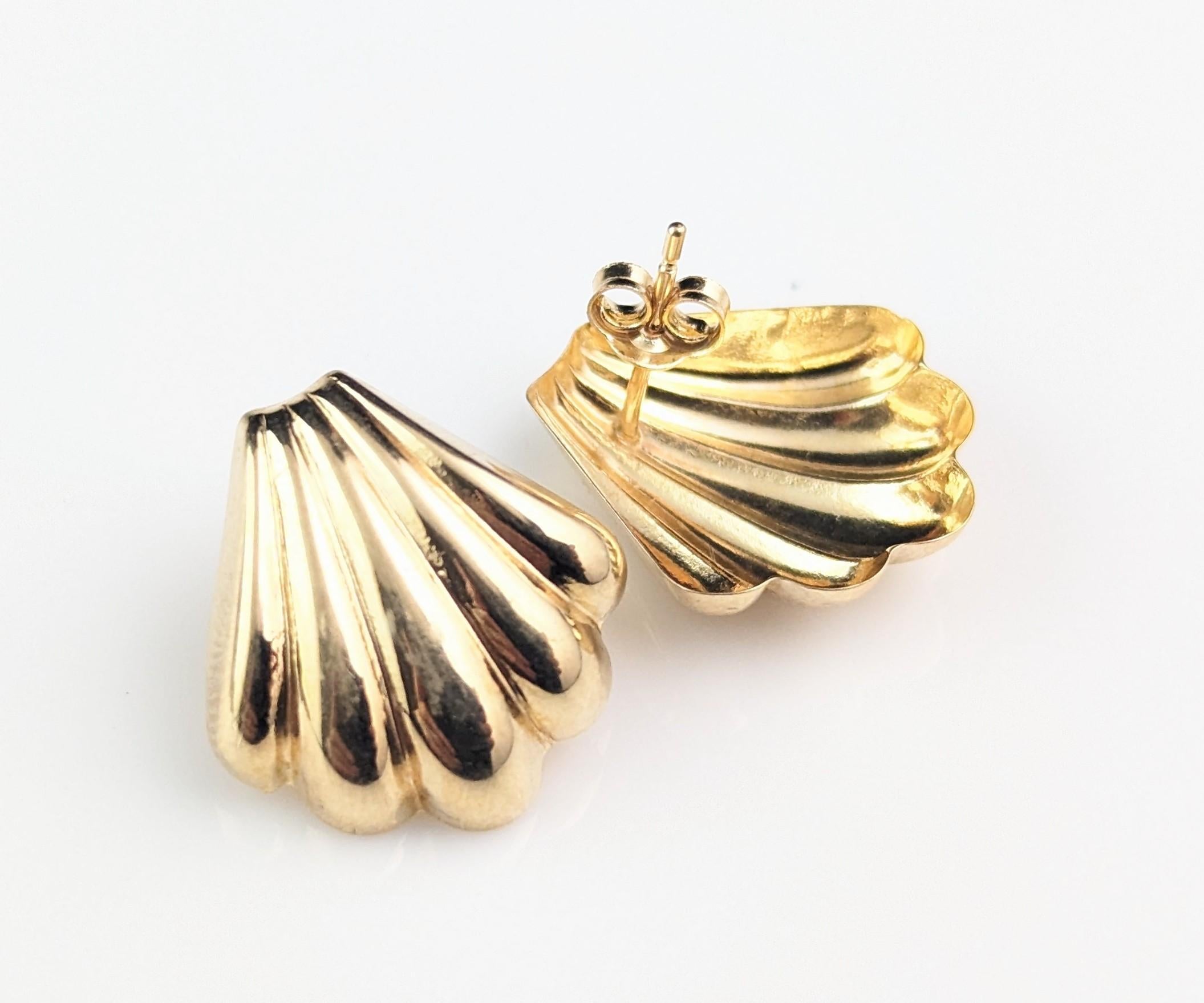 Vintage 9k yellow gold shell stud earrings  6