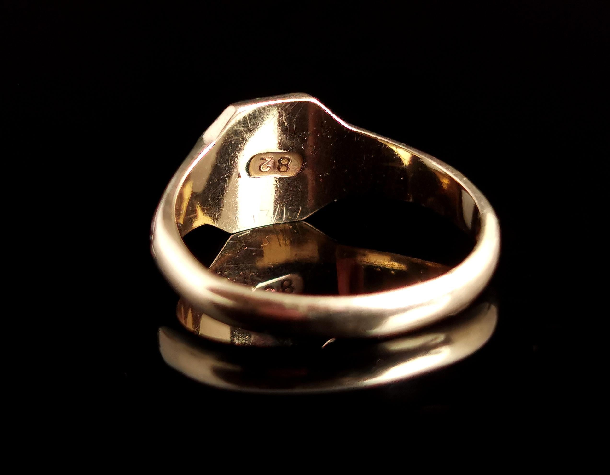 Modernist Vintage 9k Yellow Gold Signet Ring, Pinky Ring