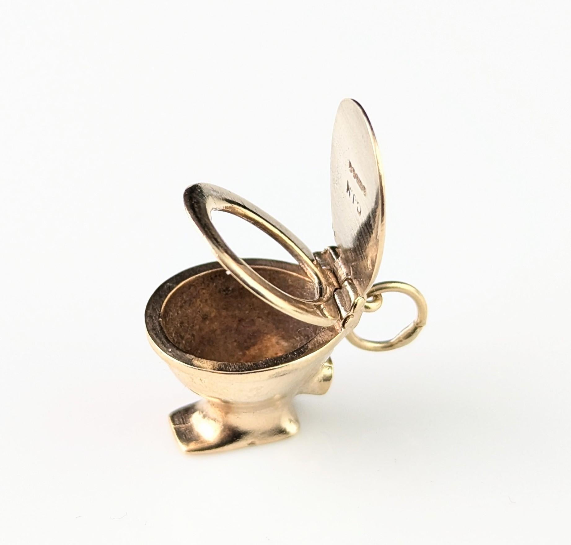 Vintage 9k yellow gold Toilet pendant, Articulated, Mid century, lavatory For Sale 6