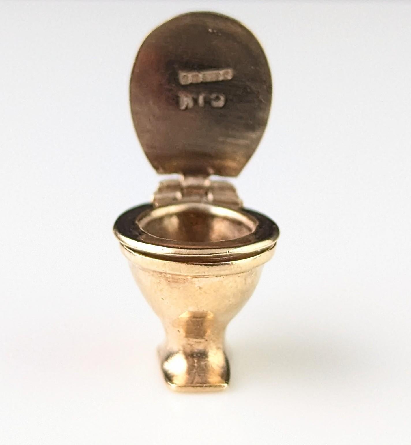 Vintage 9k yellow gold Toilet pendant, Articulated, Mid century, lavatory For Sale 10