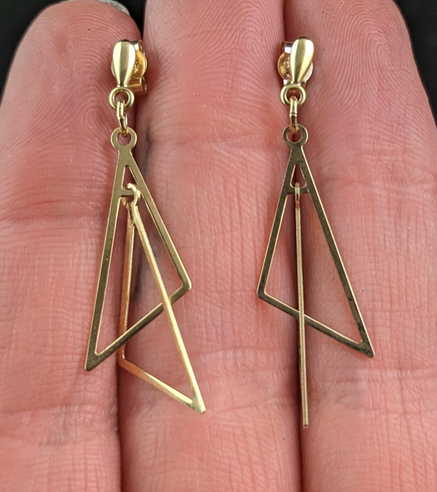 Women's Vintage 9k yellow gold triangle drop earrings, 1980s  For Sale