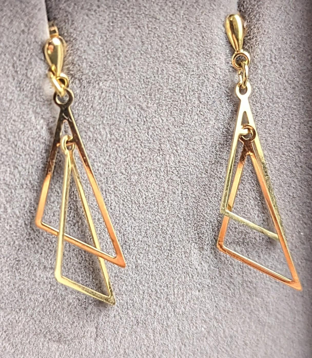 Vintage 9k yellow gold triangle drop earrings, 1980s  For Sale 3