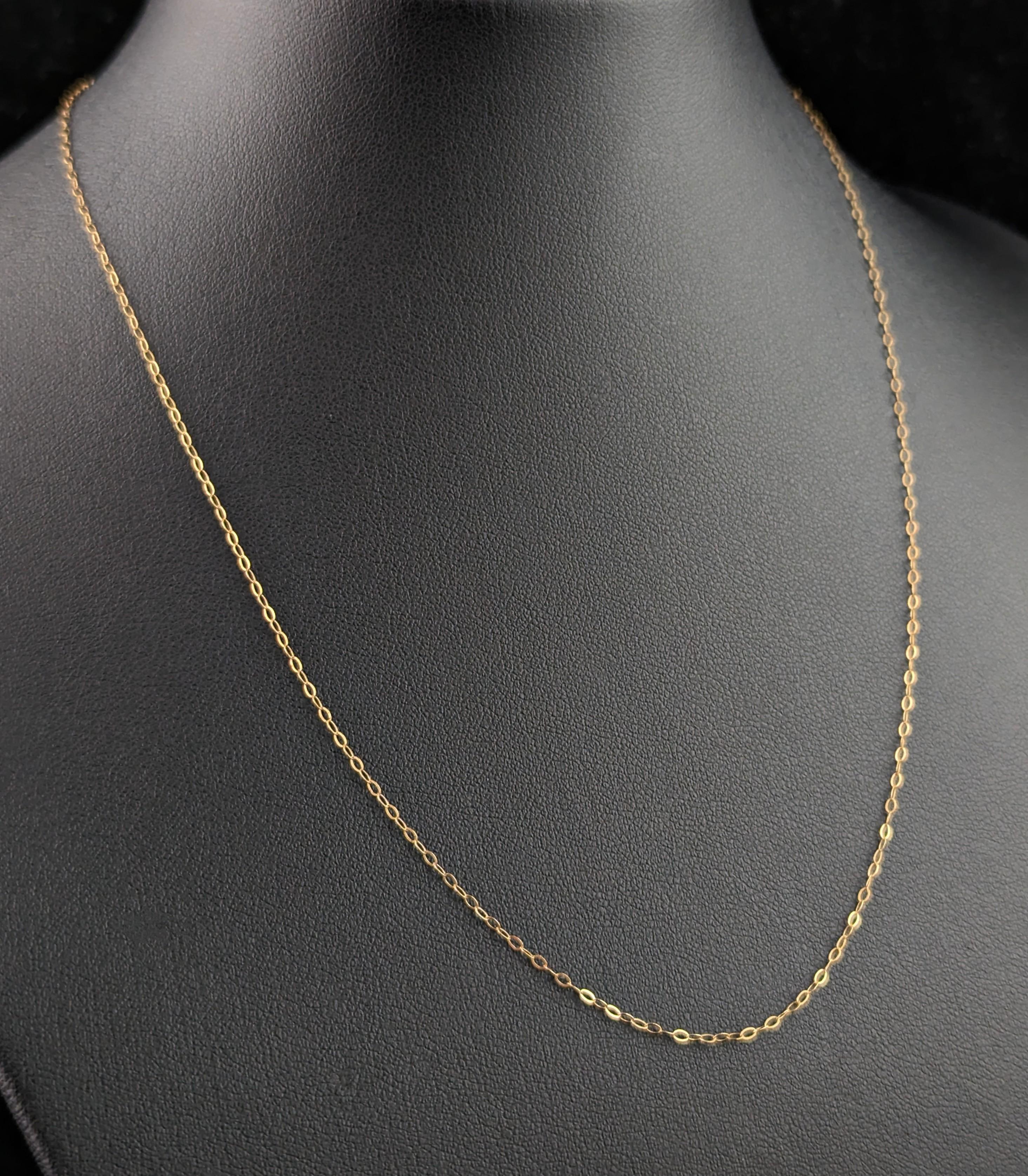 Women's or Men's Vintage 9kt gold fine trace link chain necklace, dainty  For Sale