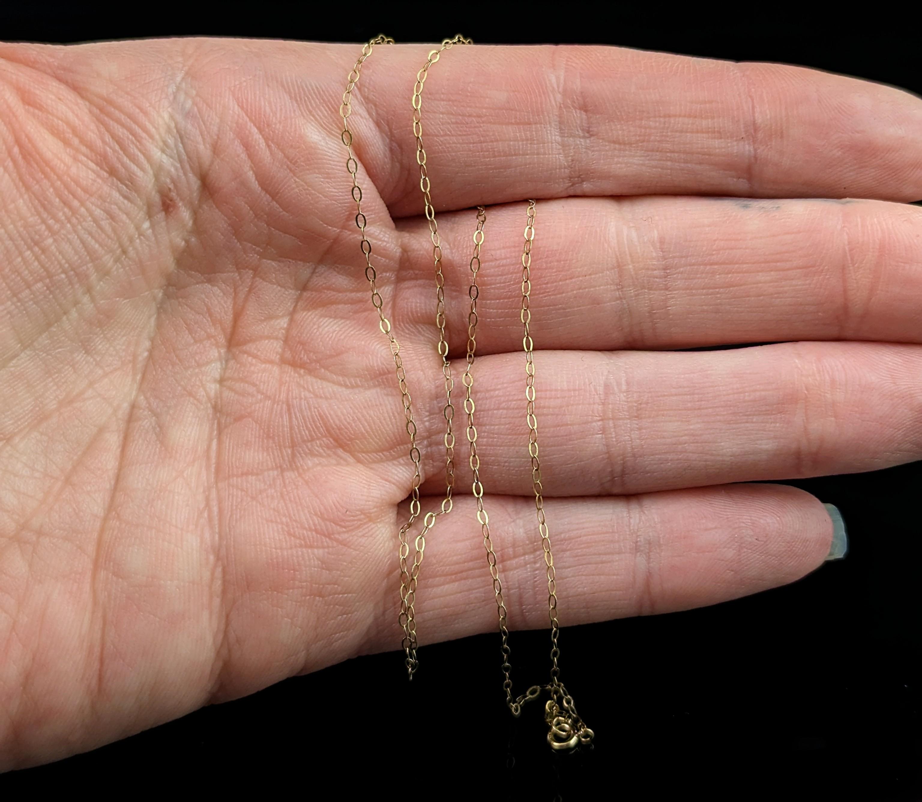 Vintage 9kt gold fine trace link chain necklace, dainty  For Sale 2
