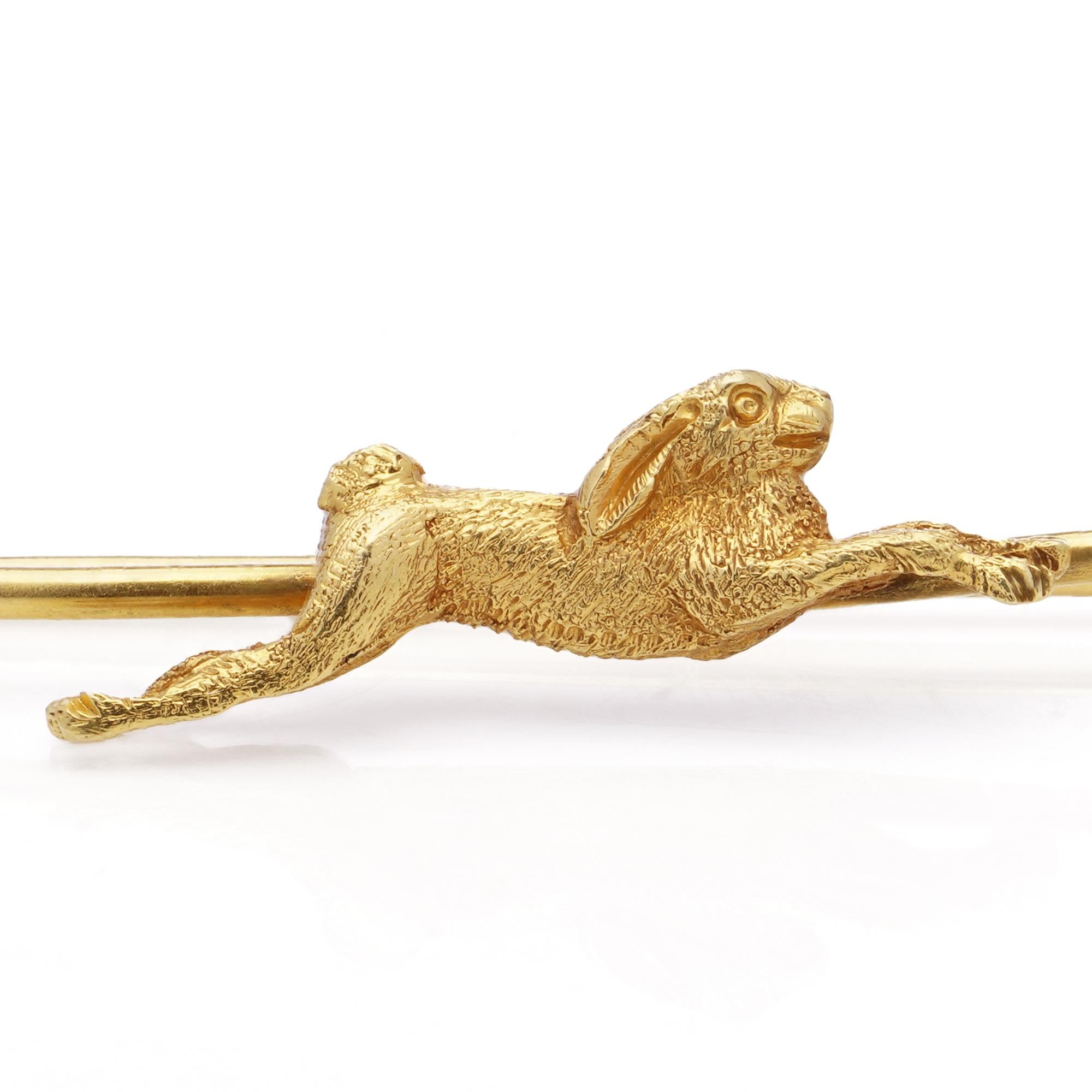 Vintage 9kt Yellow Gold Hare Brooch 3