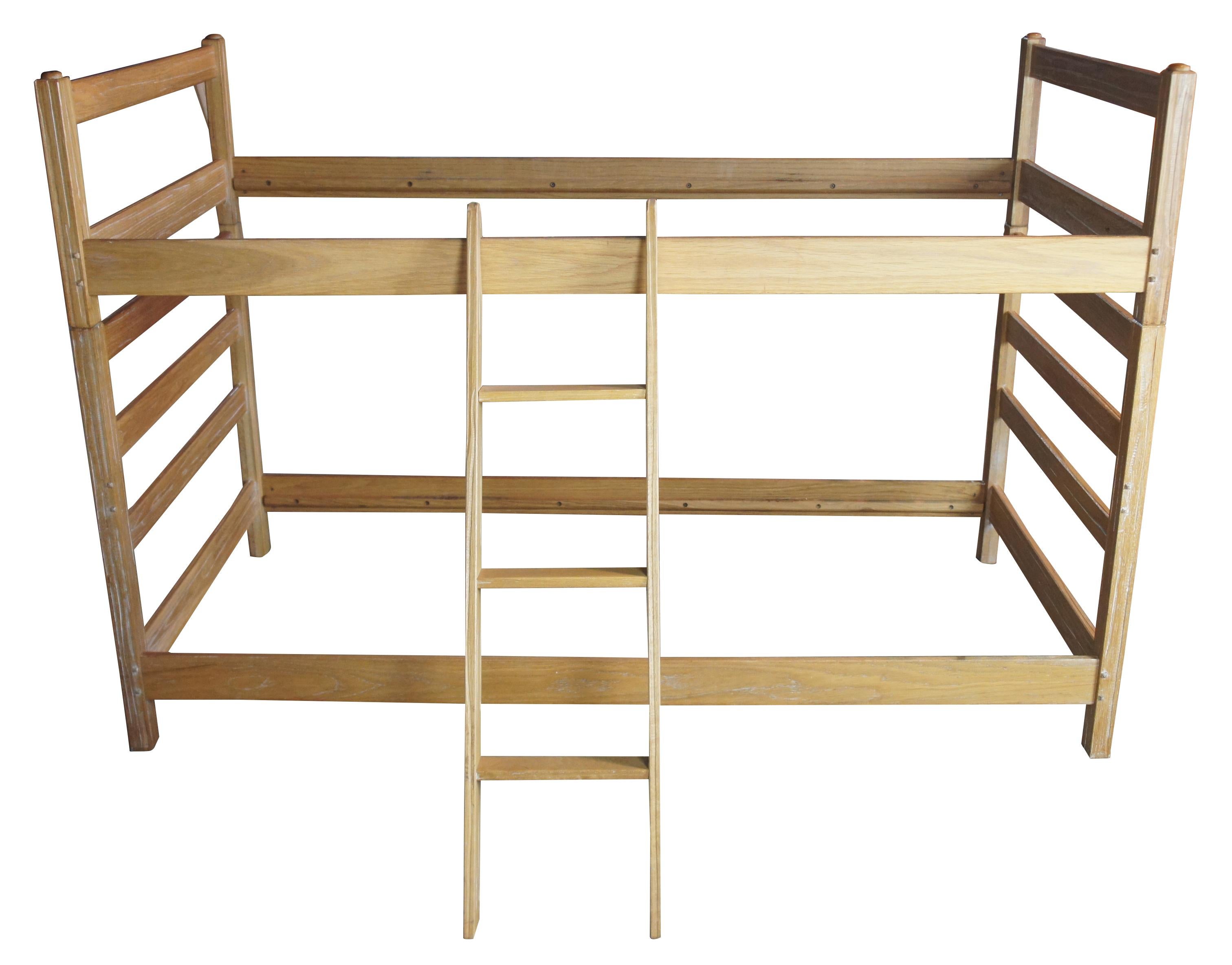 Vintage a Brandt ranch oak twin bed set ladder bunk or trundle beds southwestern

Ranch oak bed set by a brand out of Fort Worth, Texas, circa 1970s. A unique Southwestern design with oak construction. Capable of being used as bunk bed with ladder