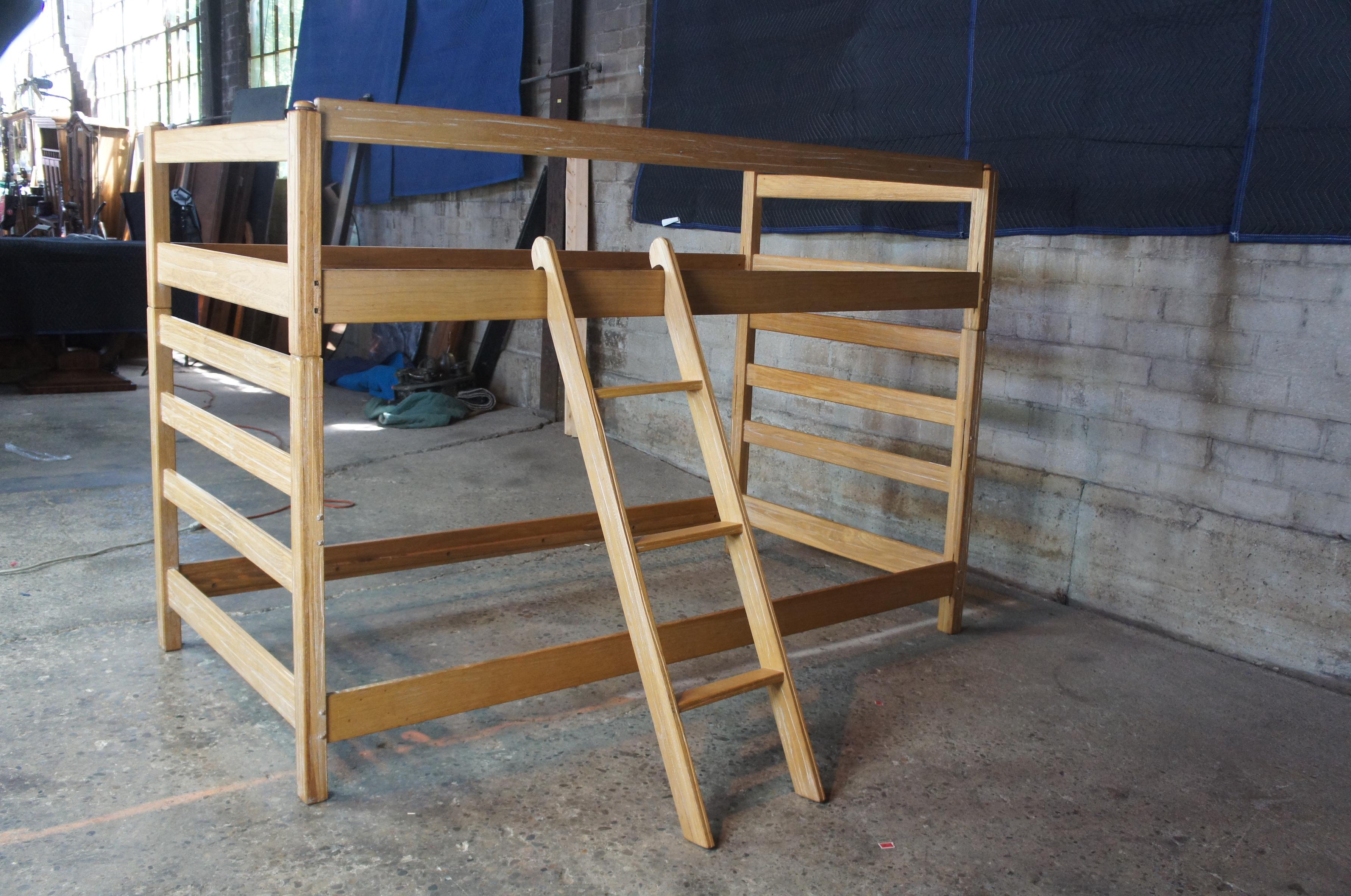 Vintage a Brandt Ranch Oak Twin Bed Set Ladder Bunk or Trundle Beds Southwestern In Good Condition In Dayton, OH