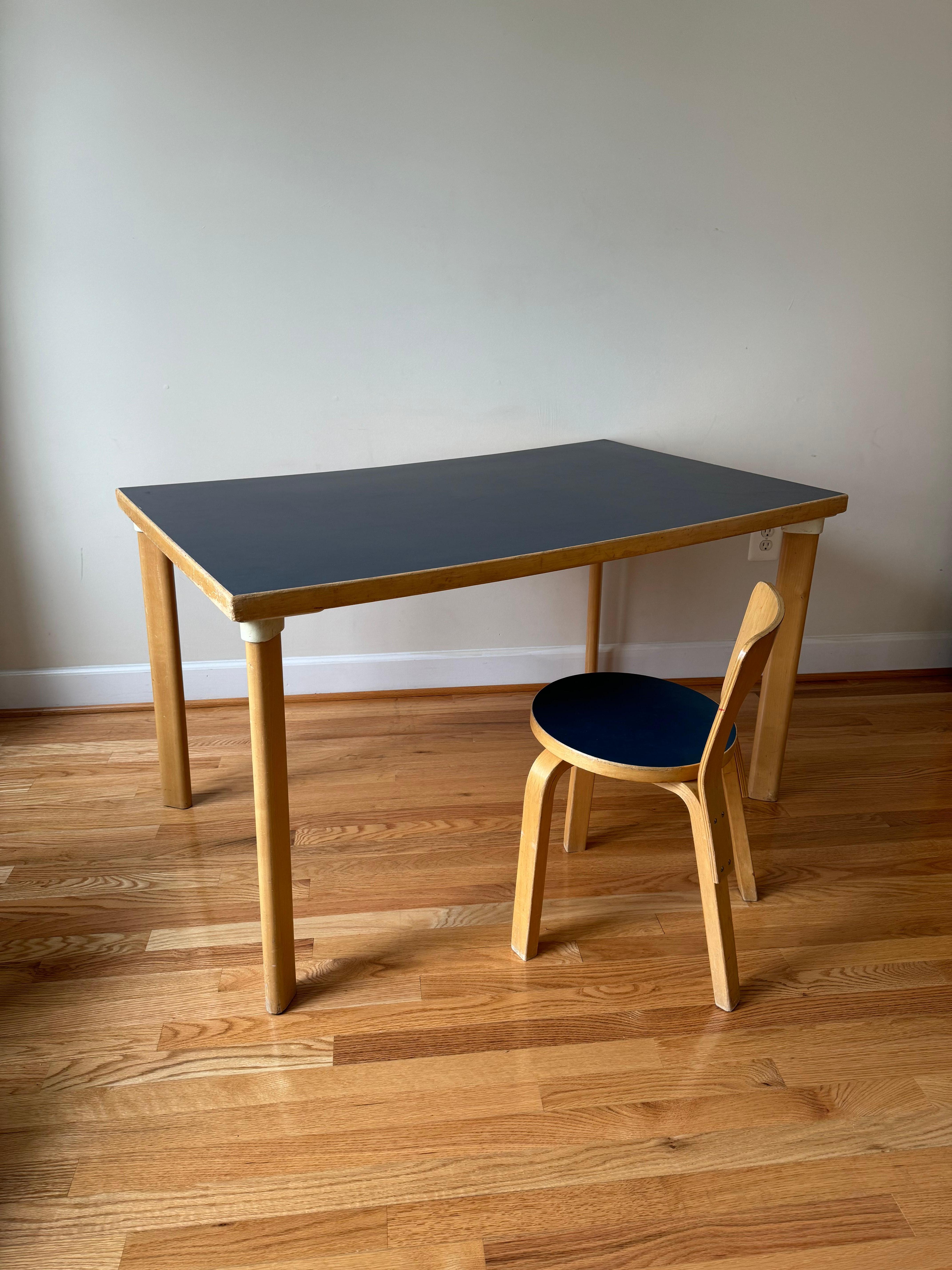 Vintage Aalto H-legged Table (Table 81B) by Alvar Aalto for Artek  For Sale 4