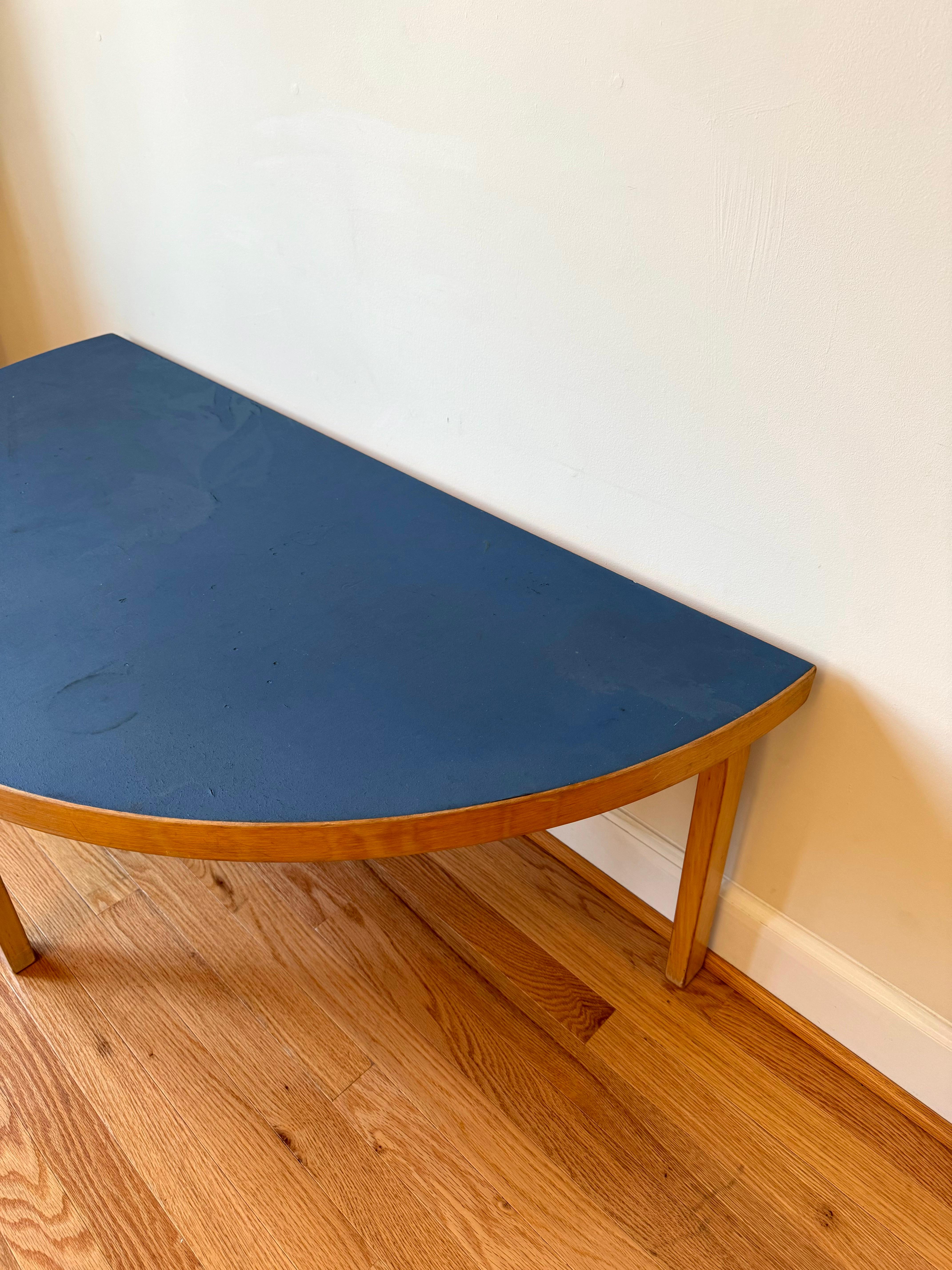 Mid-Century Modern Vintage Aalto Table half-round by Alvar Aalto for Artek (coffee table height) For Sale
