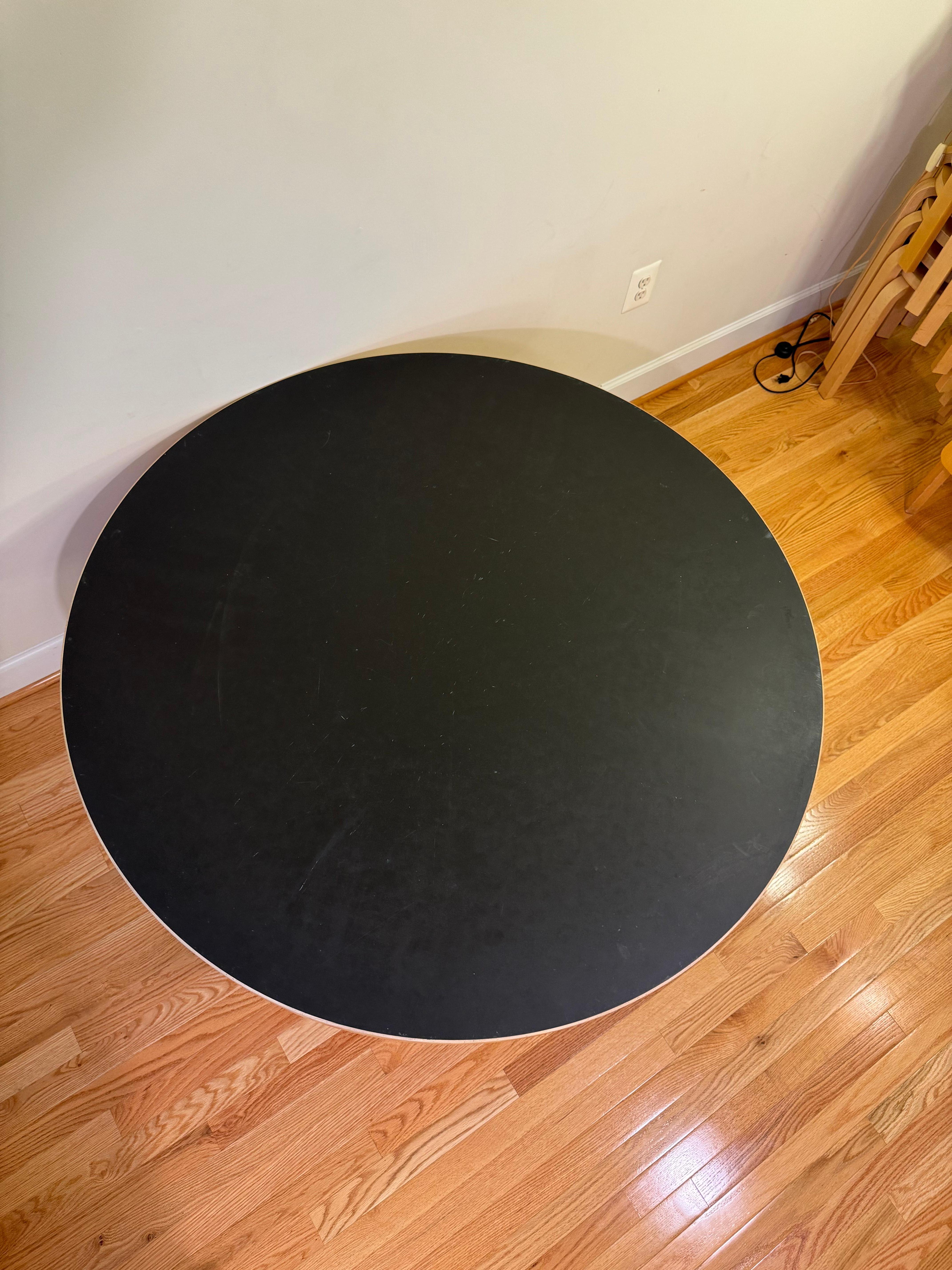 Vintage Aalto Table Round (Table 91) by Alvar Aalto for Artek In Fair Condition For Sale In Centreville, VA