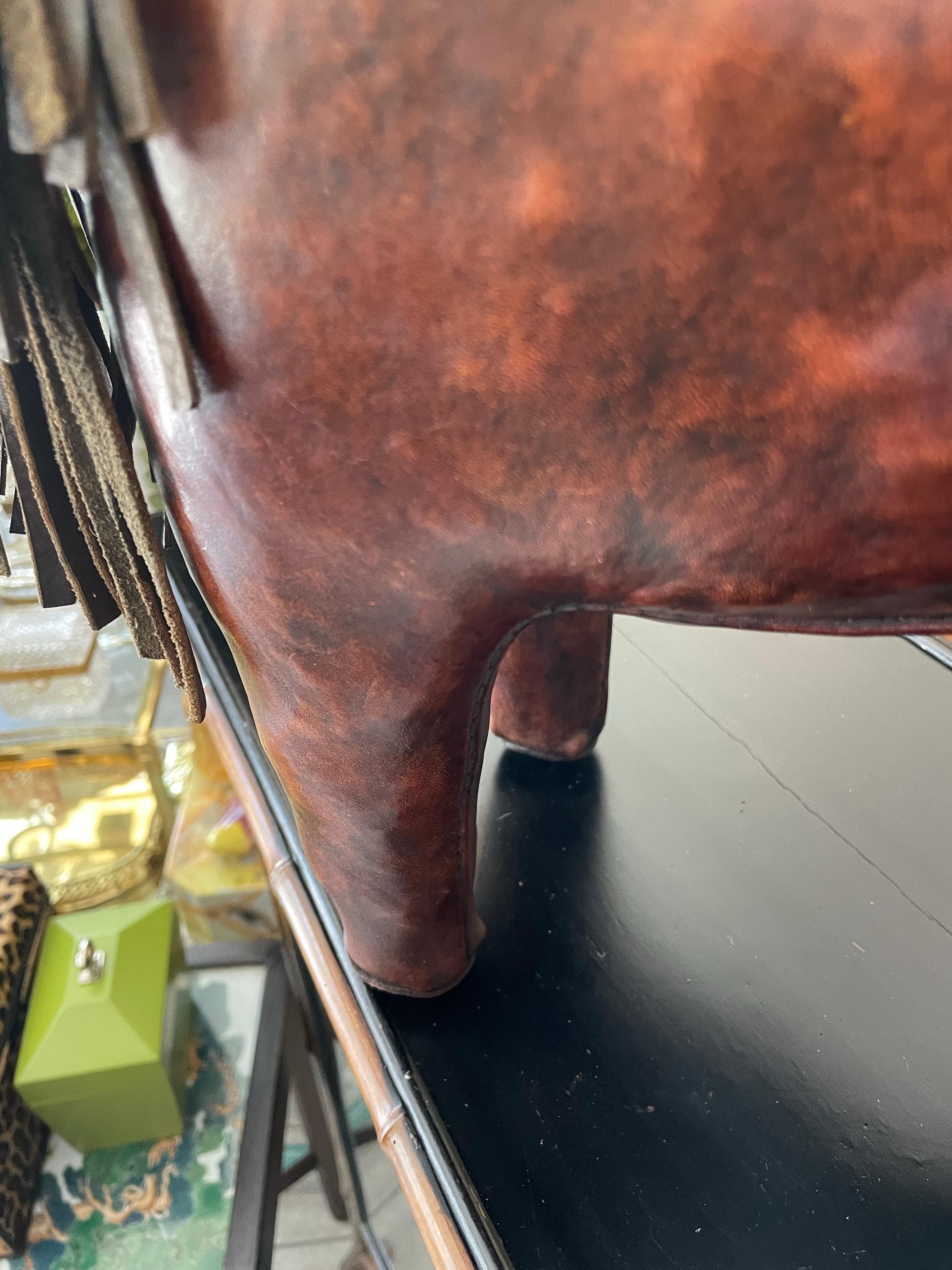 Vintage Abercrombie & Fitch Leather Lion Footstool by Dimitri Omersa In Good Condition For Sale In West Palm Beach, FL