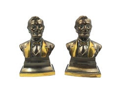Vintage Abraham Lincoln Bust Bookends by PM American Craftsman