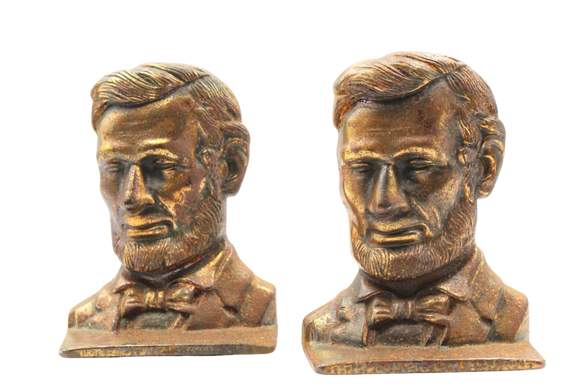 Mid-20th Century Vintage Abraham Lincoln Bust Bookends by Verona For Sale