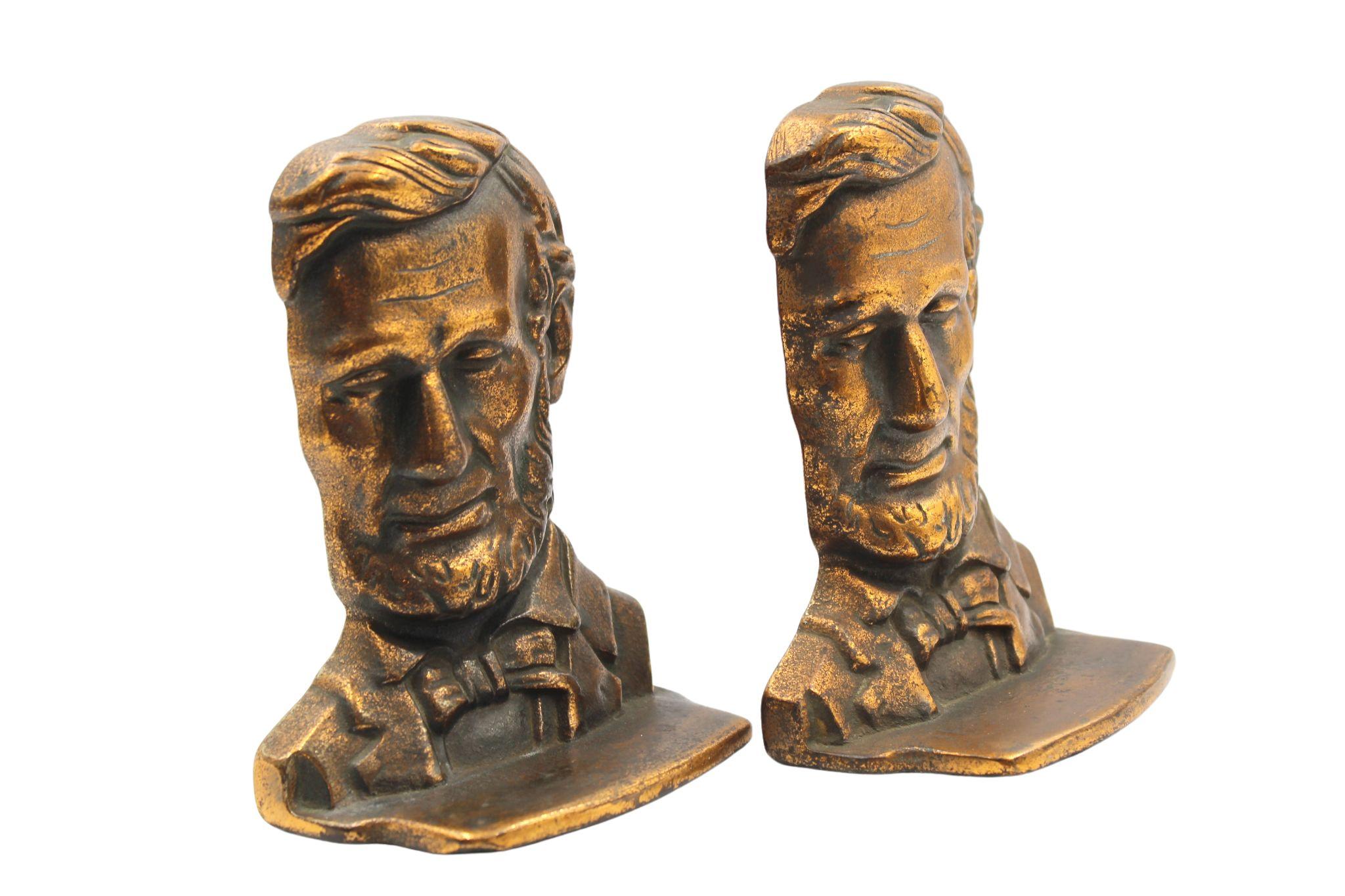 Vintage Abraham Lincoln Bust Bookends In Good Condition For Sale In Colorado Springs, CO
