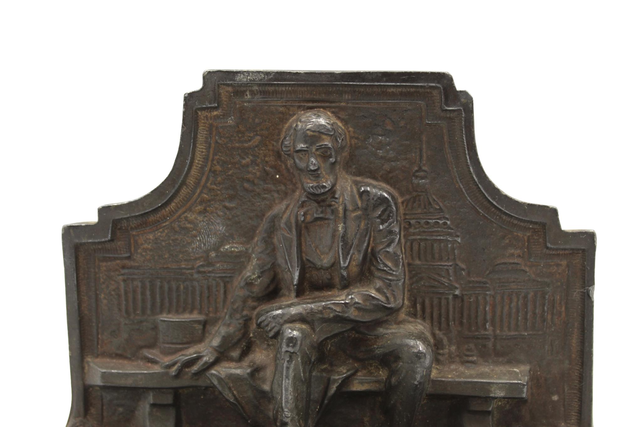 Americano Reggilibri vintage con seduta di Abraham Lincoln in vendita