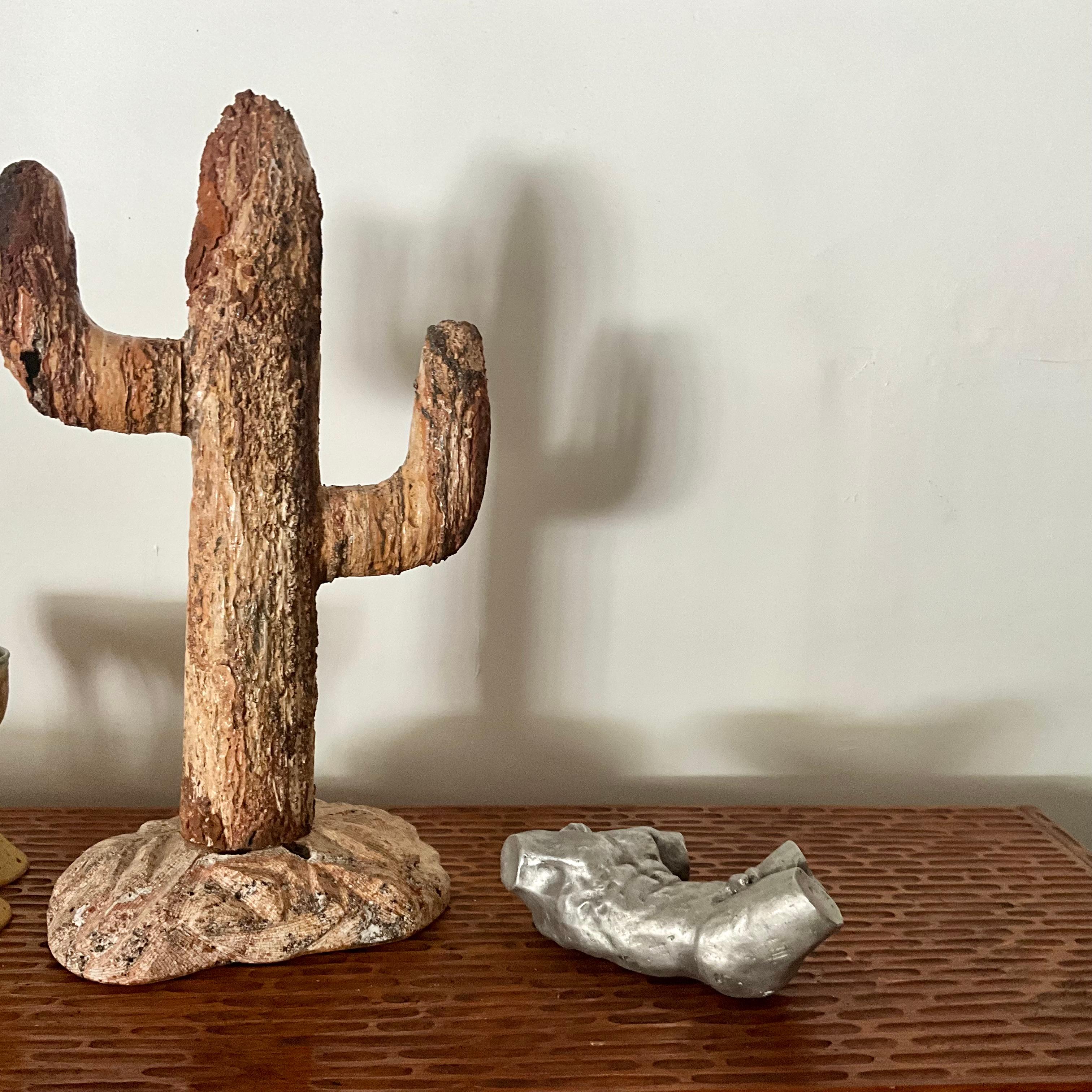Americano Vintage astratto  Scultura di nudo maschile in alluminio con firma in vendita