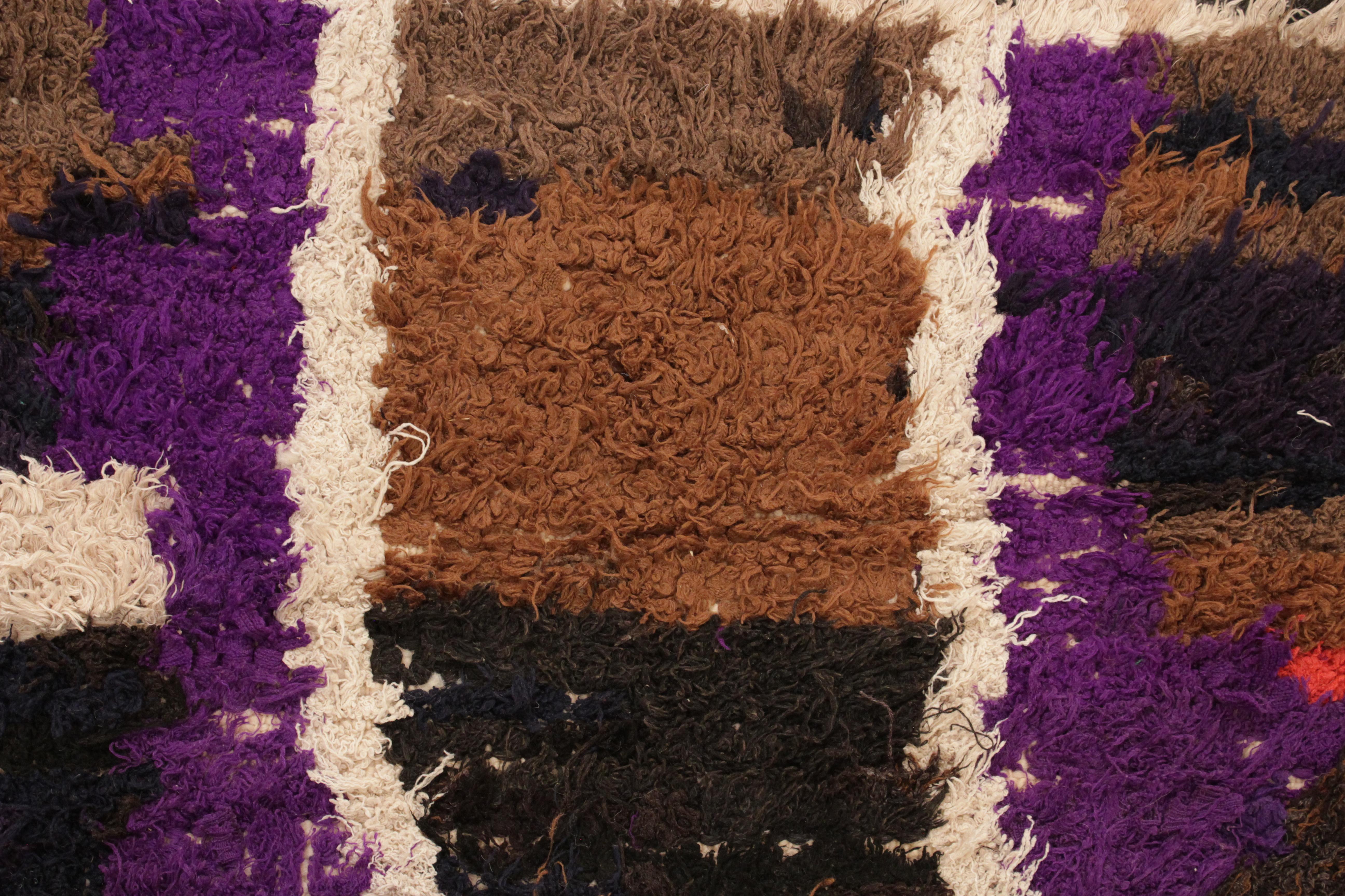 20th Century Vintage Abstract Boujad Moroccan Berber Rug with Vertical Brushstrokes For Sale