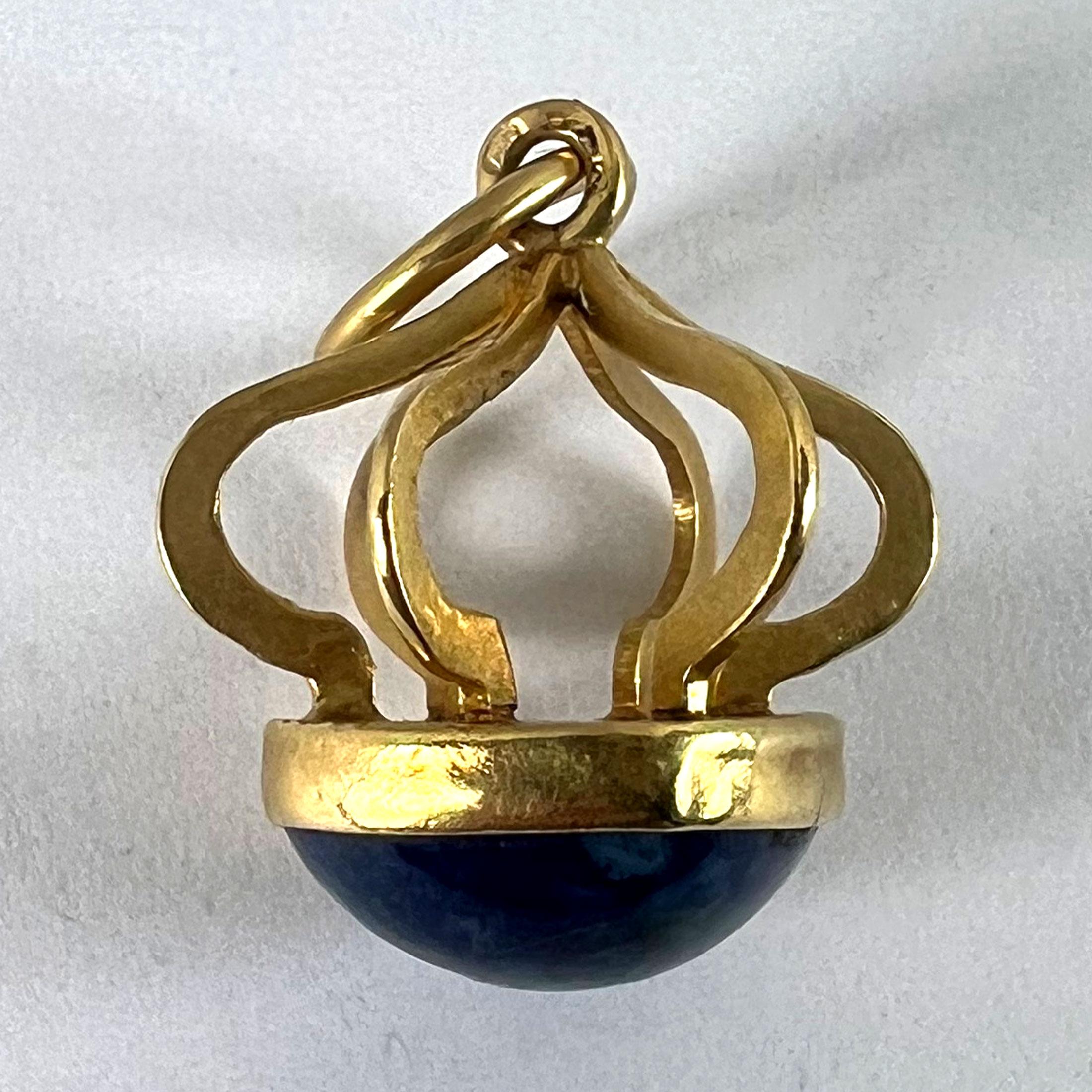 Pendentif en or jaune 18 carats avec breloque en lapis suisse Vintage Abstract Crown en vente 7