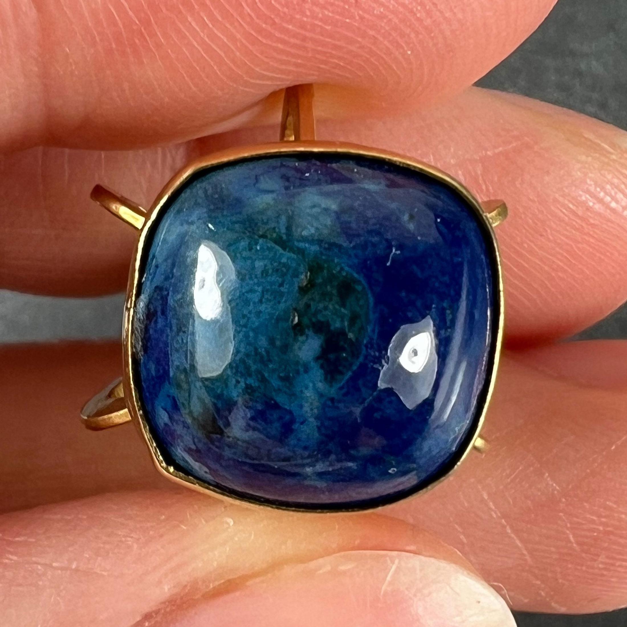 Pendentif en or jaune 18 carats avec breloque en lapis suisse Vintage Abstract Crown Pour femmes en vente