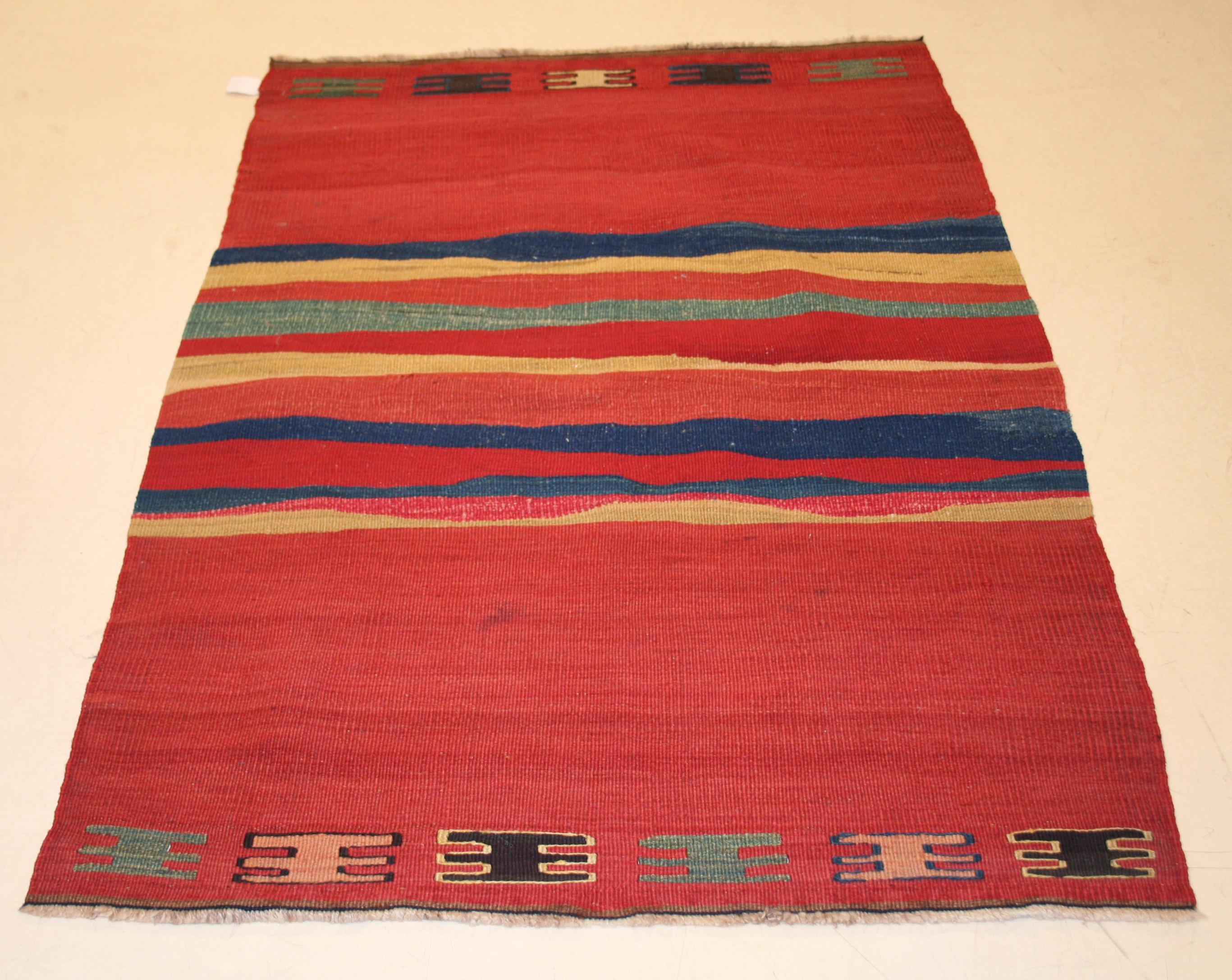 Abstrakter modernistischer Kelim-Teppich im Vintage-Stil (Türkisch) im Angebot
